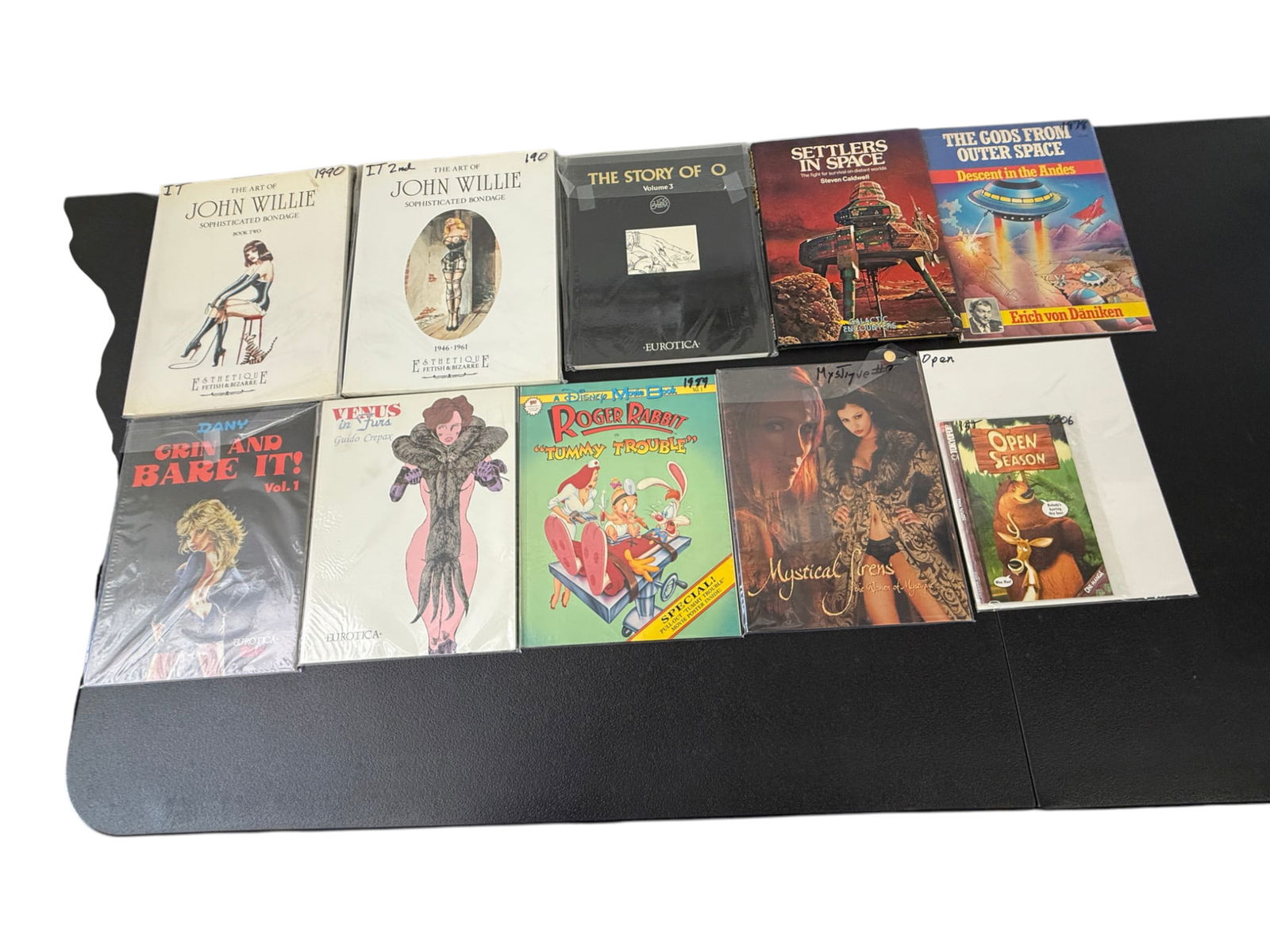 VIntage Magazine and Comic Collection Lot: VIntage Magazine and Comic Collection Lot