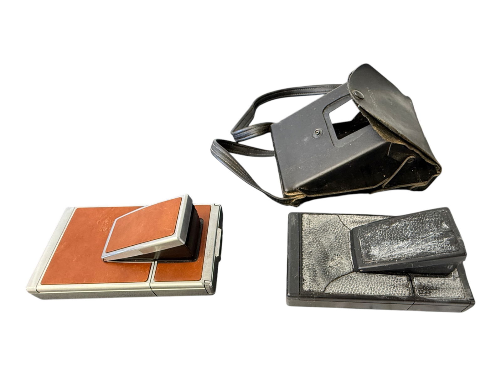 Group of Three Vintage Cameras: Group of Three Vintage Cameras