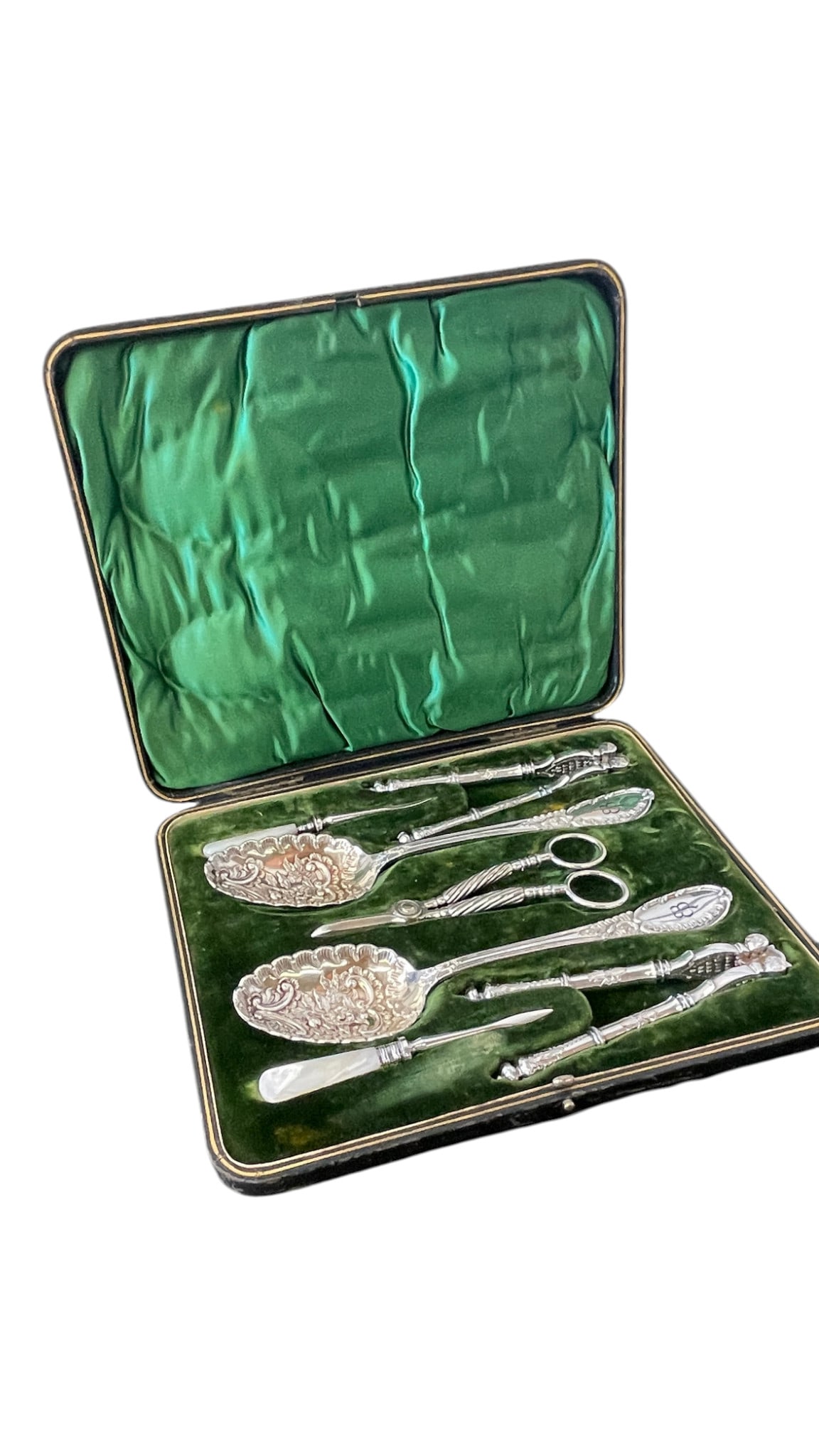 WWII NAZI GERMAN HORS DOEUVRES SET EVA BRAUN MONOGRAMS: WWII NAZI GERMAN HORS DOEUVRES SET EVA BRAUN MONOGRAMS. A WWII Nazi German hors doeuvres set that appears to belong to Eva Braun, featuring five pieces engraved with her personal monogram. The set is