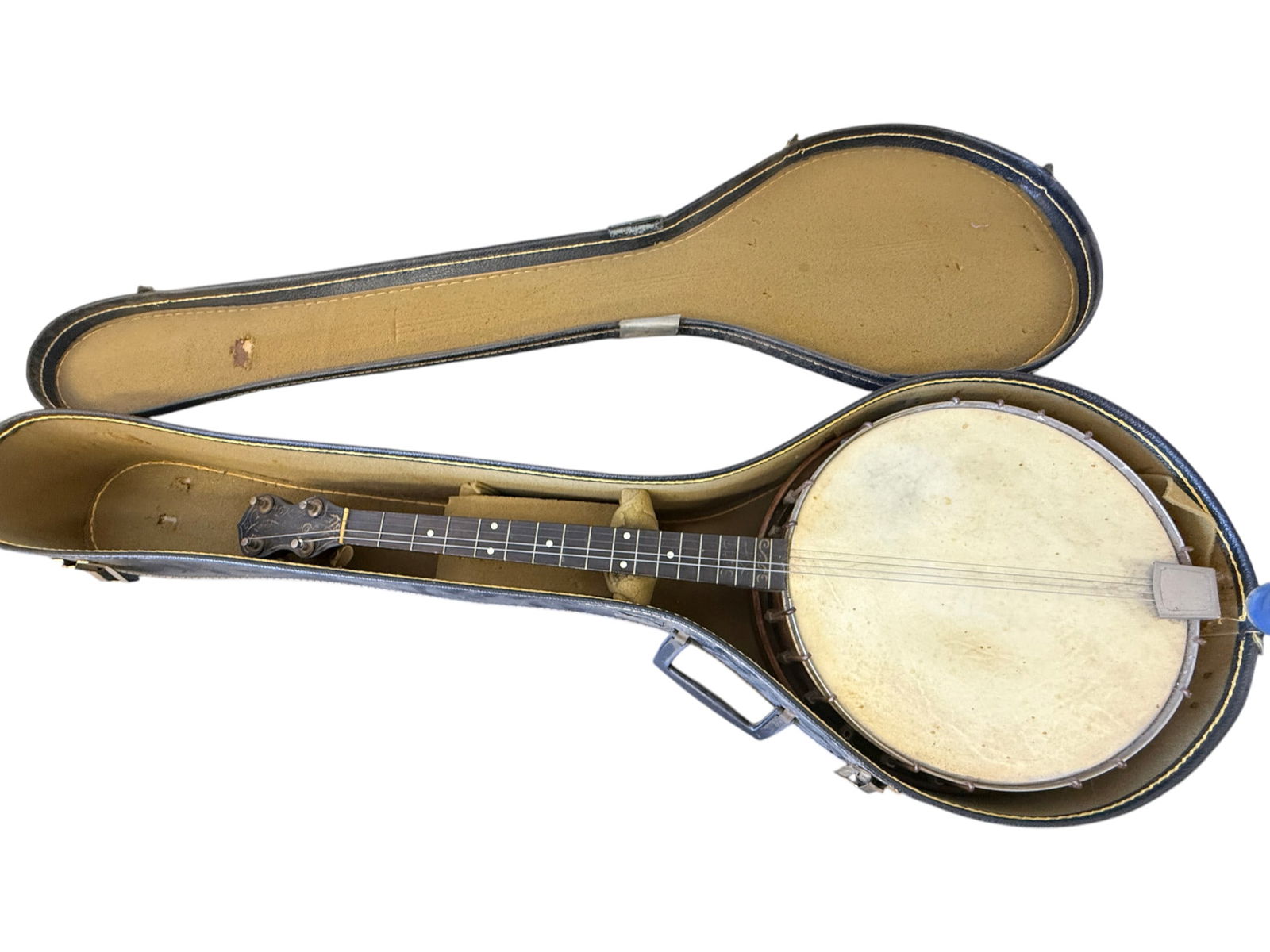 Vintage Banjo in Case (1 of 2)