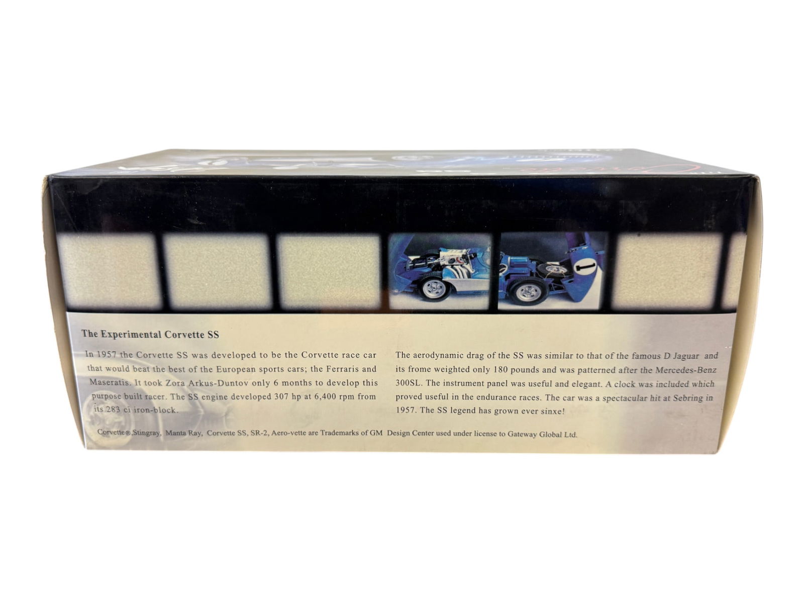 AutoART Millenium 1957 Corvette SS Model Car - 2