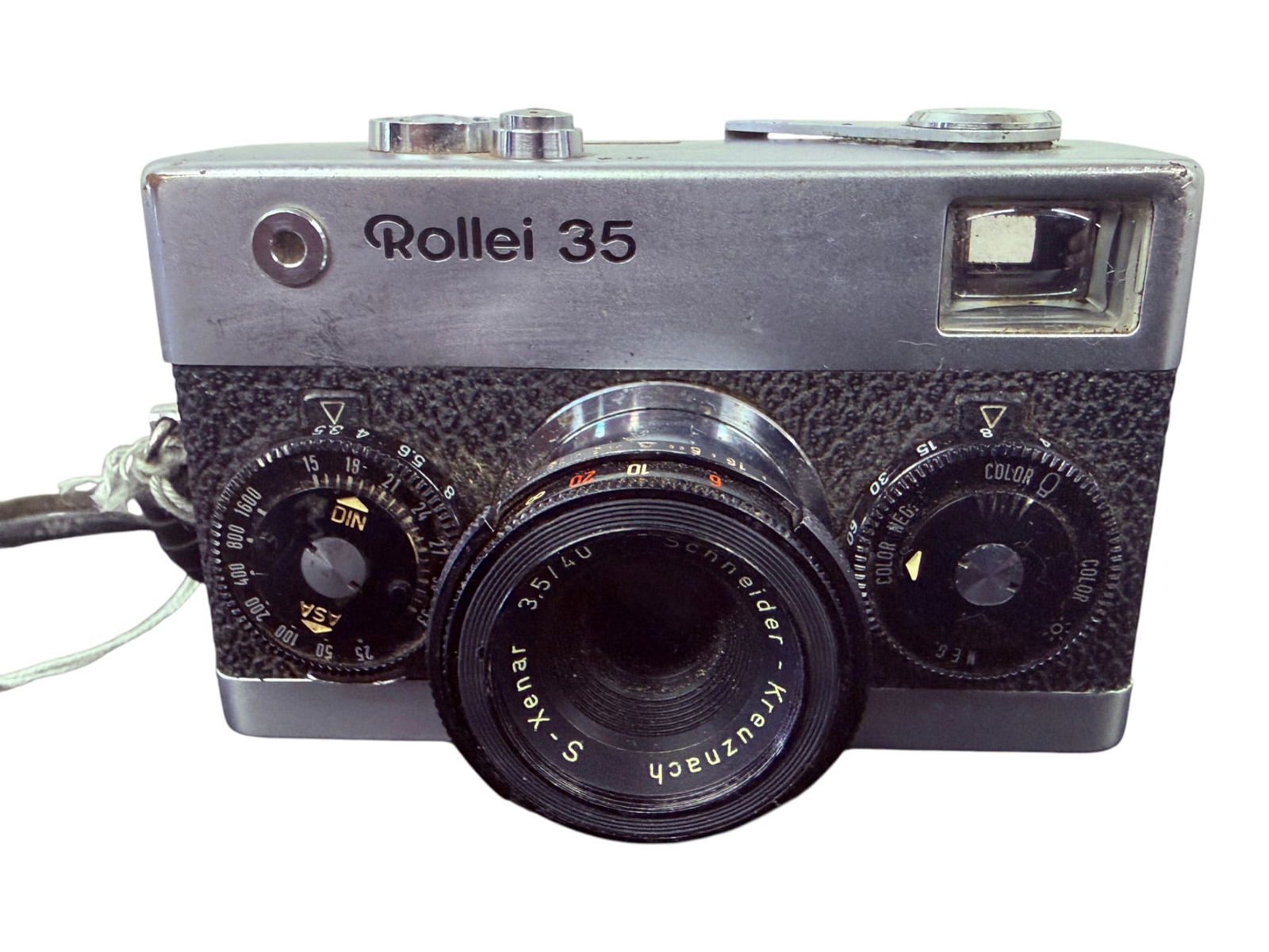Vintage Rollei 35 Camera with Schneider-Kreuznach Lens: Vintage Rollei 35 Camera with Schneider-Kreuznach Lens