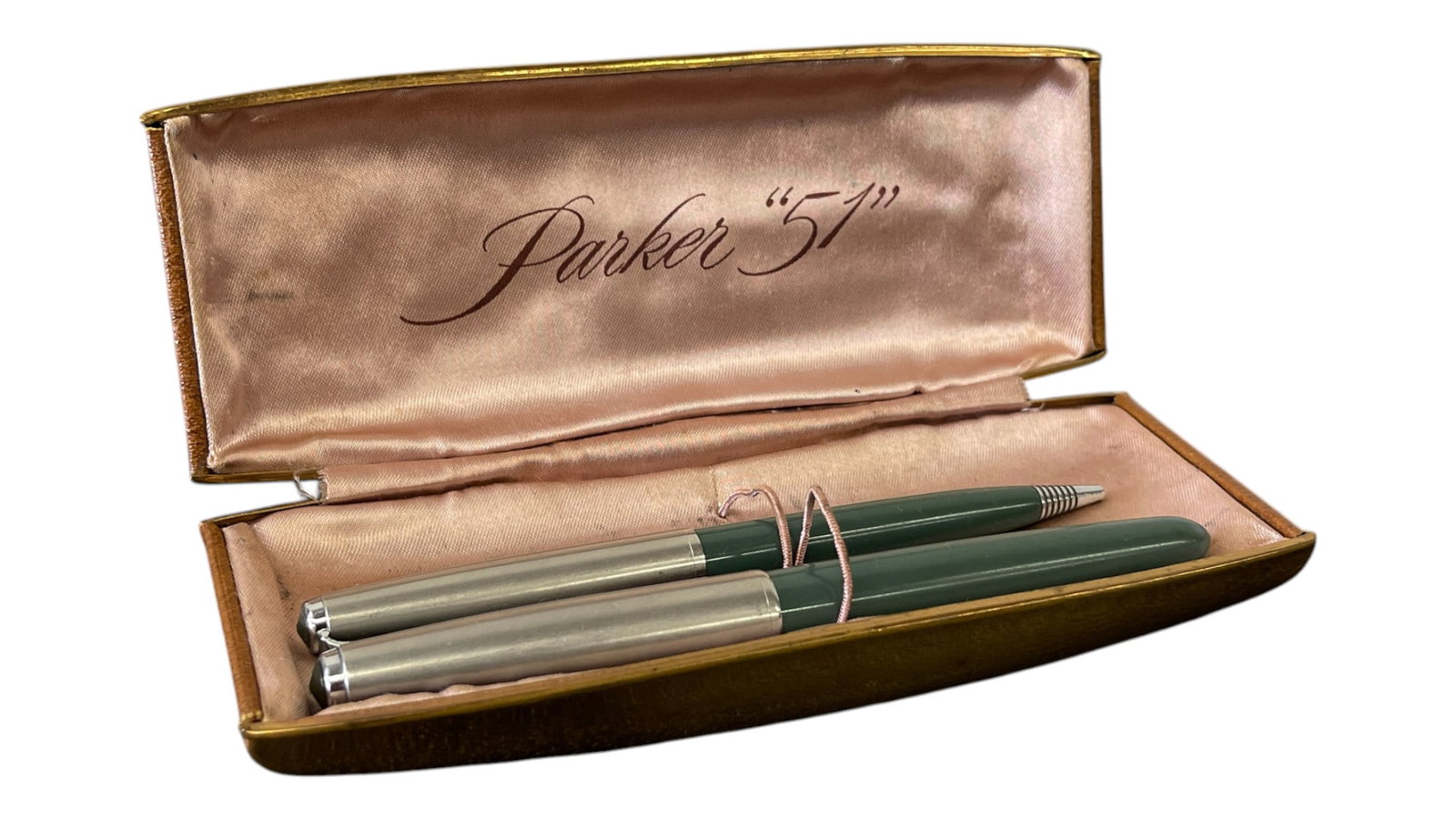 Vintage Parker 51 Pens in Original Case (1 of 10)