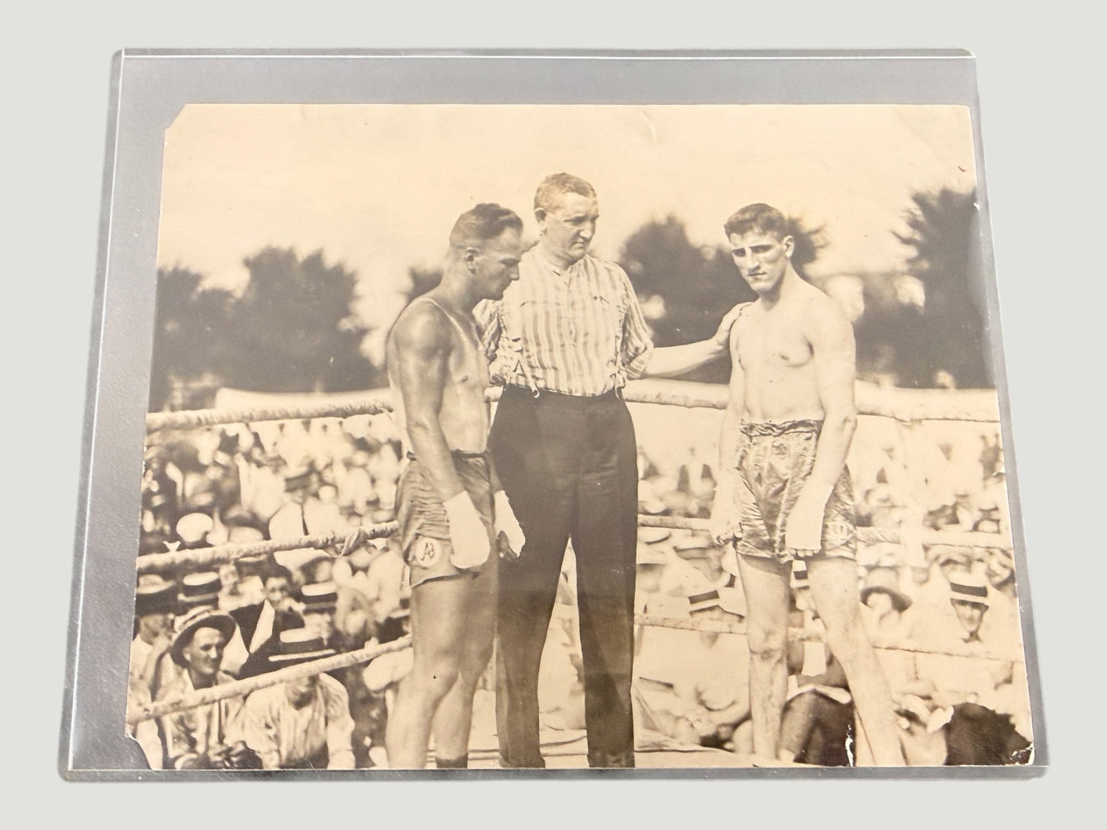 Vintage Black and White Boxing Match Photograph: Vintage Black and White Boxing Match Photograph