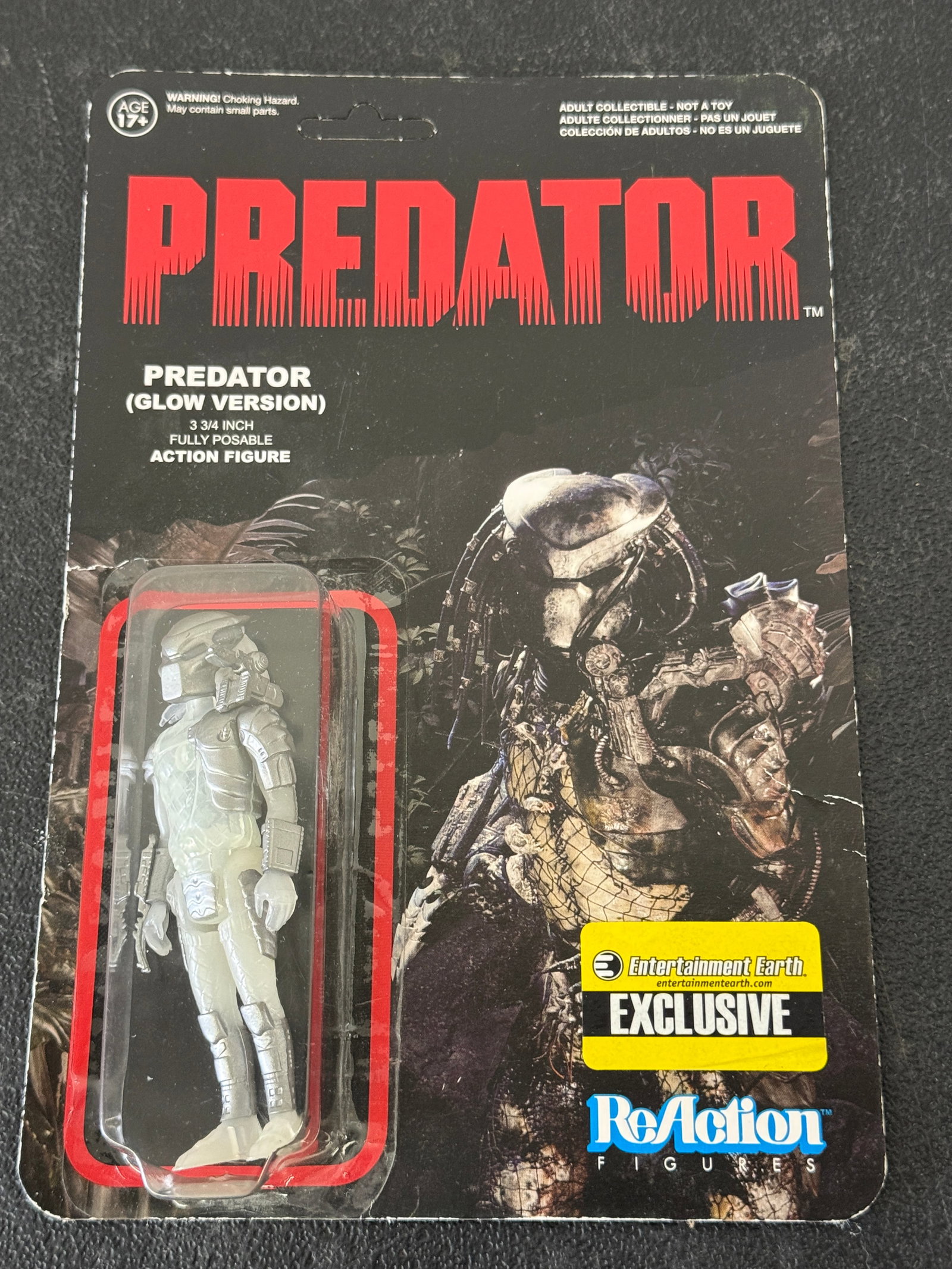 Predator Glow Version ReAction Figure 3.75" Entertainment Earth Exclusive MOC: This is a Super7 ReAction Figures Predator (Glow Version) 3 3/4 inch fully posable action figure, presented in its original blister card packaging. This item is an Entertainment Earth exclusive releas