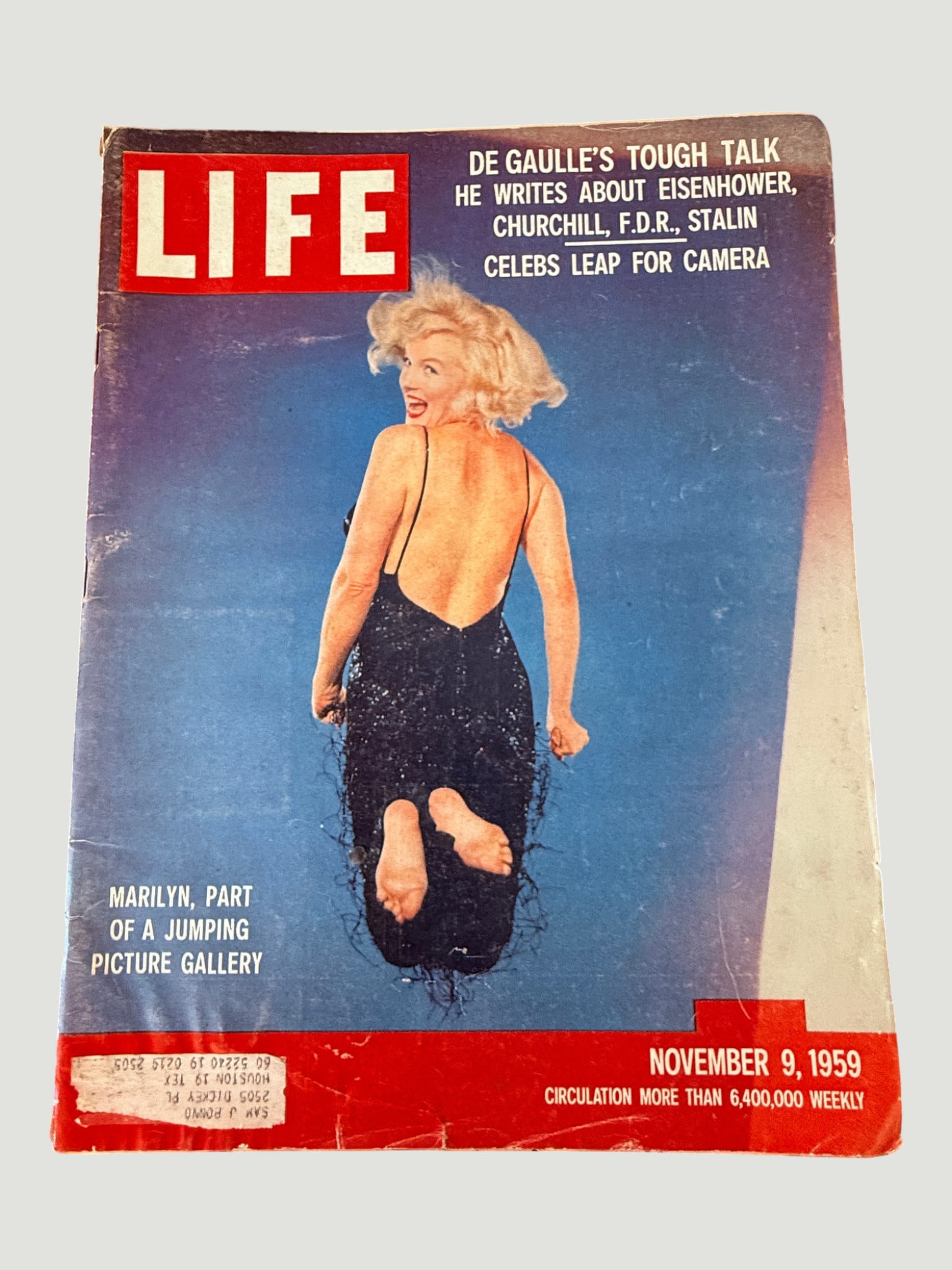 LIFE Magazine November 9, 1959 – Marilyn Monroe 'Jumping' Cover (1 of 3)