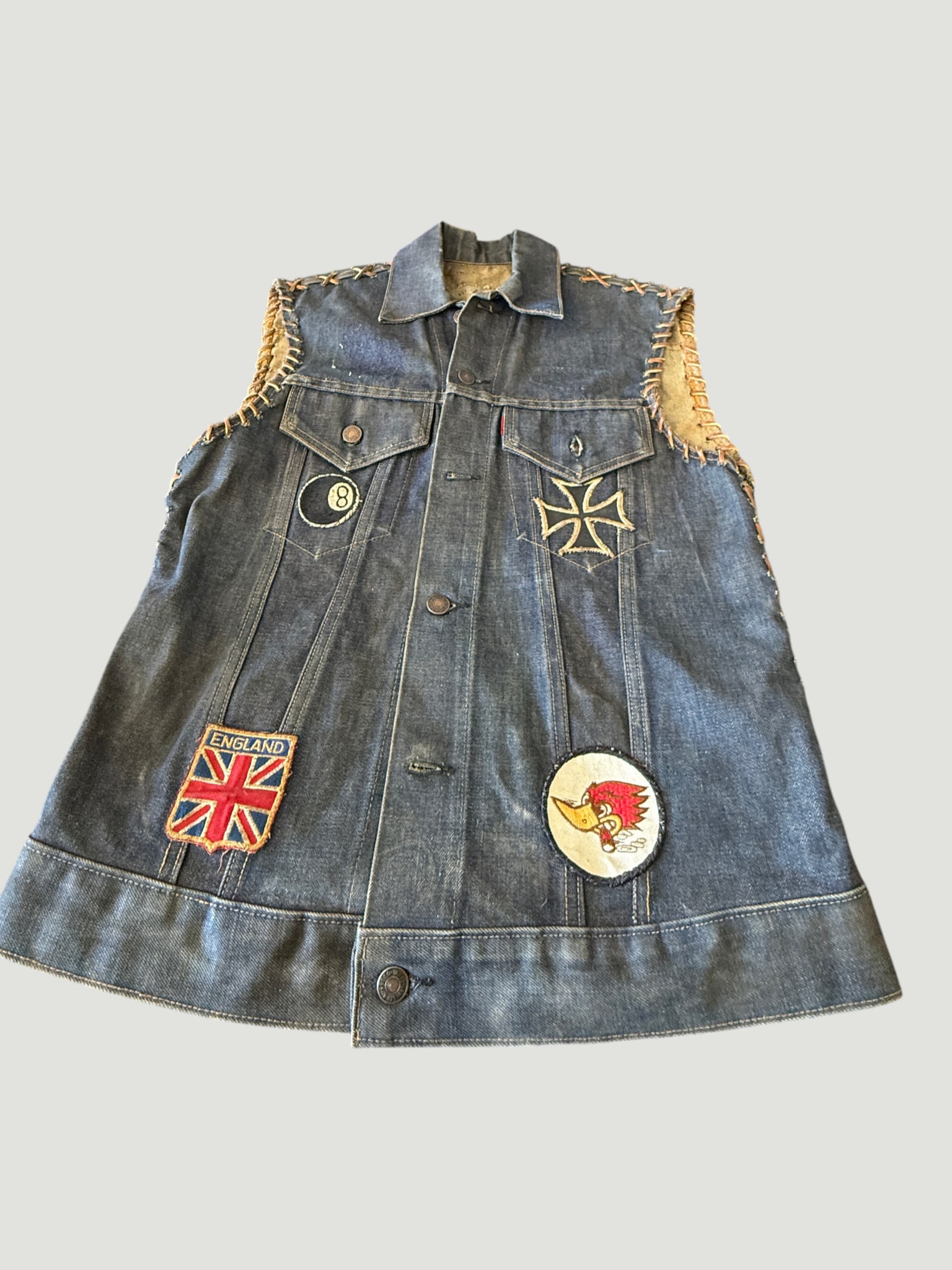 Vintage Biker Denim Vest with Patches & Villains MC Buffalo Chips Wooden Plaque (1 of 4)