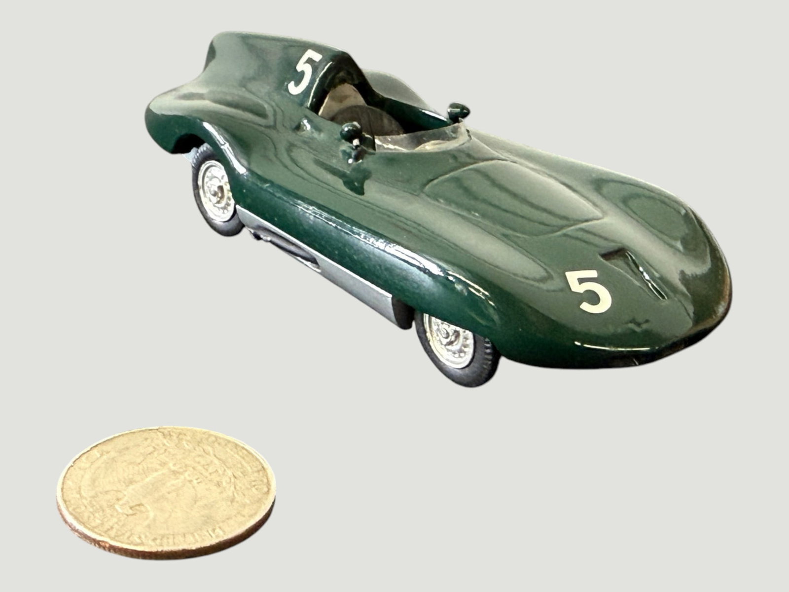 Dinky/Brumm Style Diecast Model Racing Car No.5 British Racing Green 1:43 Scale (1 of 5)