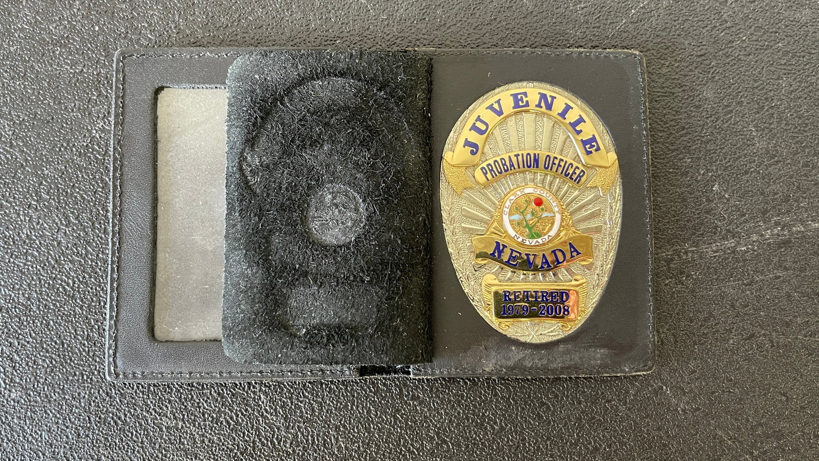 Vintage Obsolete Police Badge Clark County NV Juvenile Probation (1 of 4)