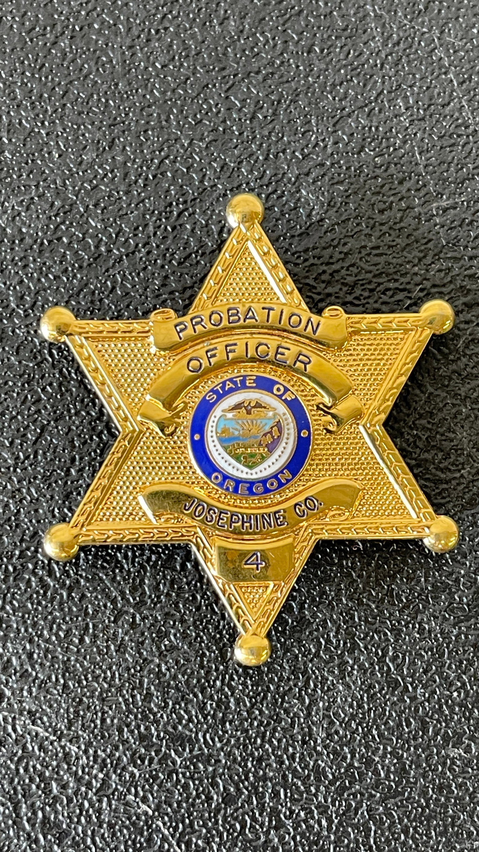 Vintage Obsolete Police Badge Oregon Probation Blackinton Maker (1 of 4)