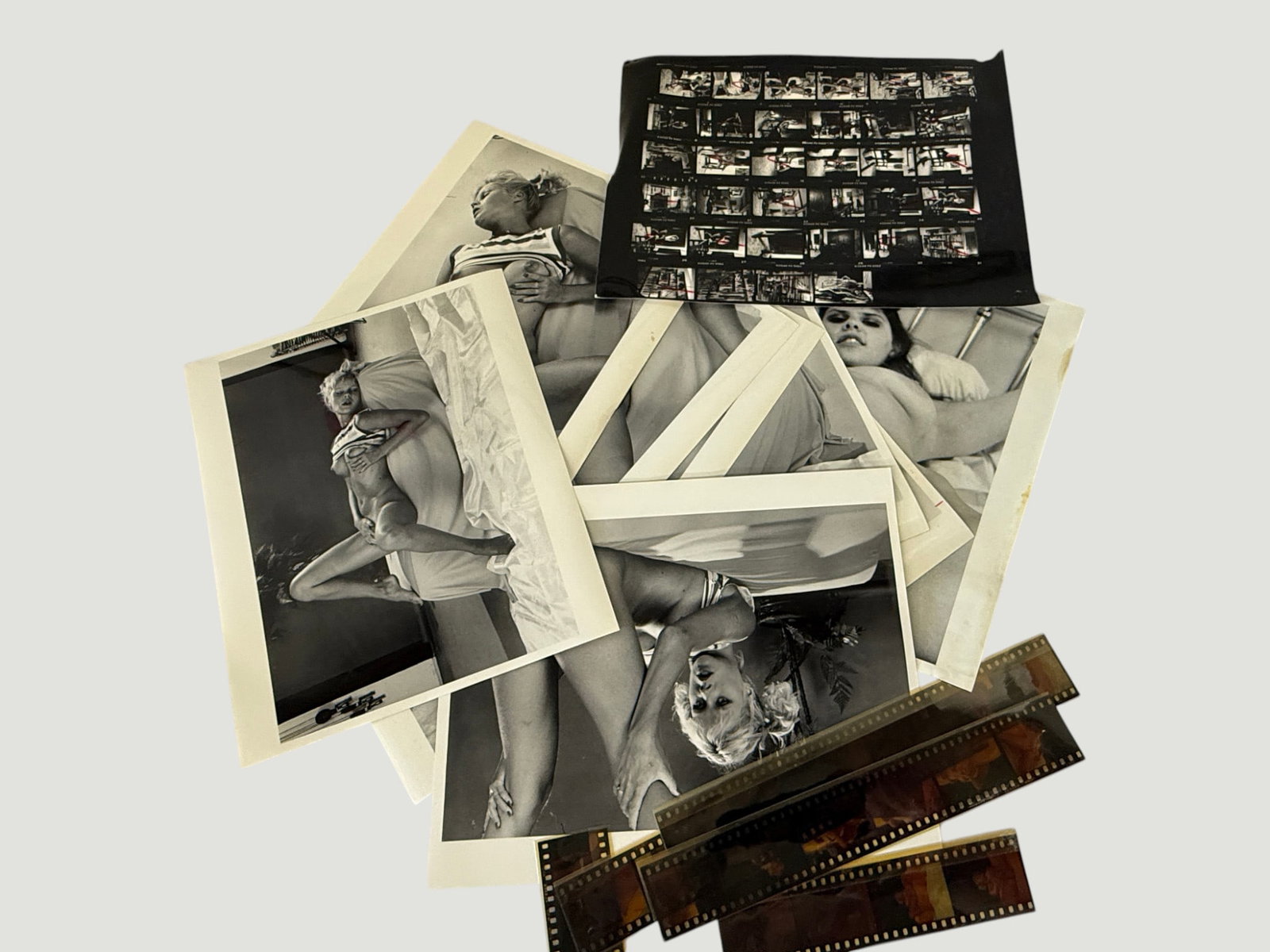 Vintage Pin Up Risque Model Erotic Photo Archive Collection B&W (1 of 1)