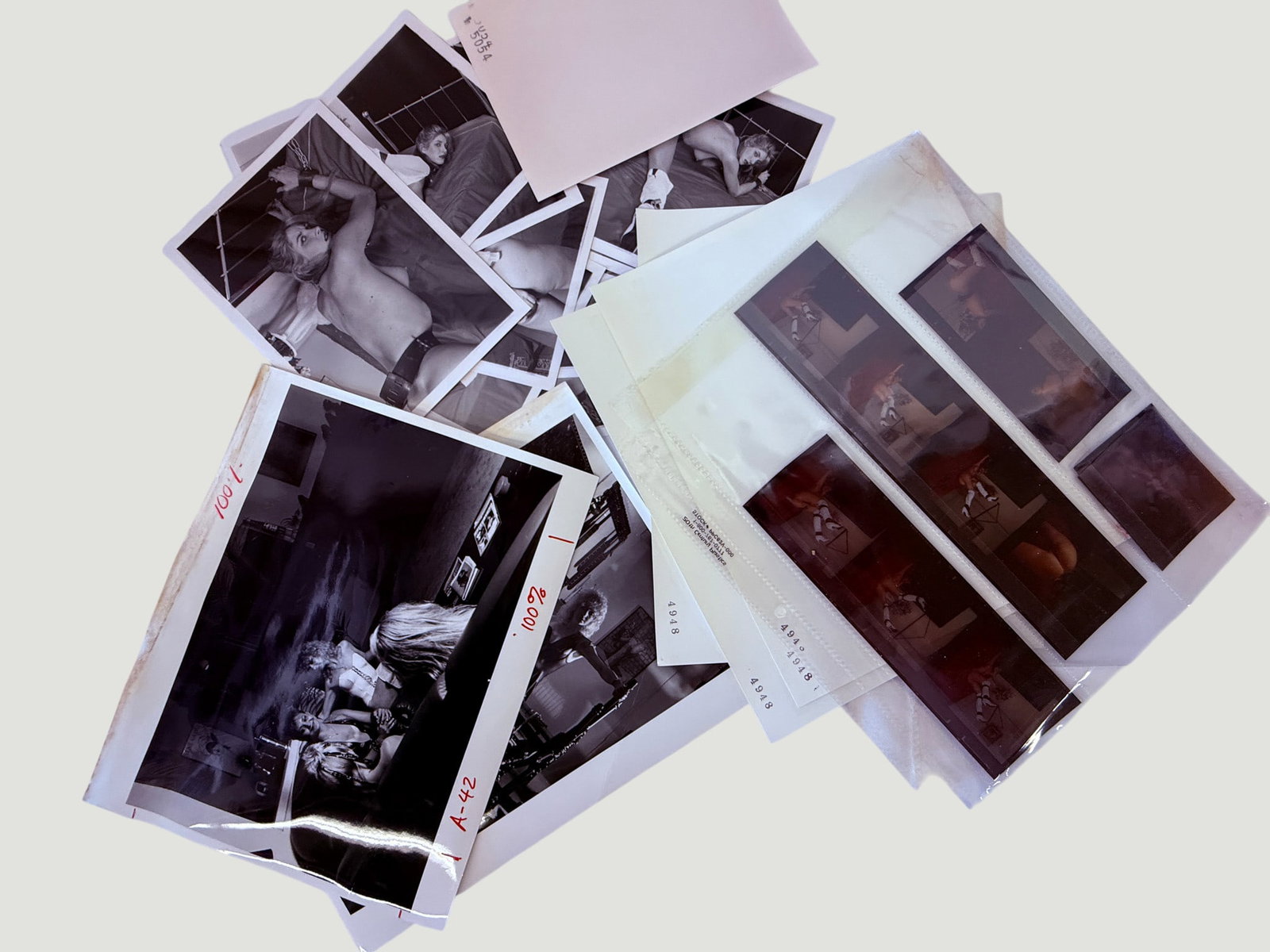 Vintage Pin Up Risque Model Erotic Photo Archive Collection B&W (1 of 1)