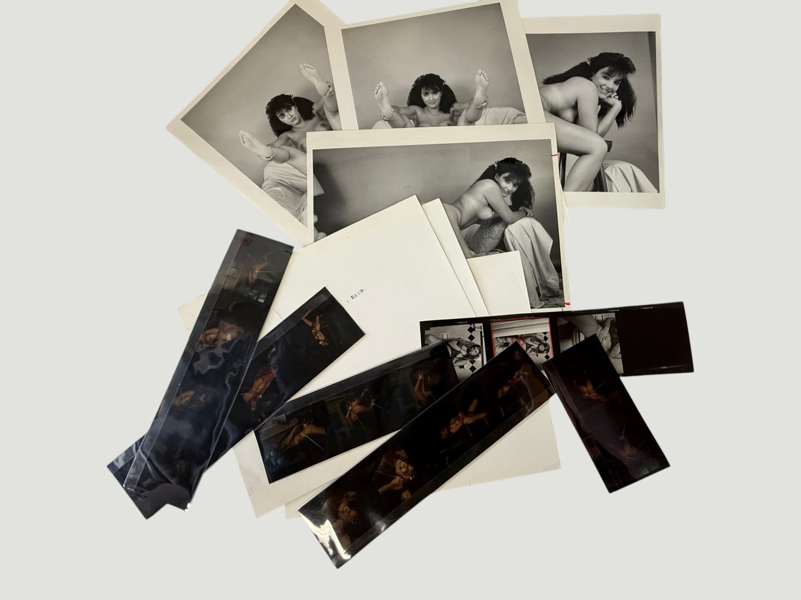Vintage Pin Up Risque Model Erotic Photo Archive Collection B&W (1 of 1)