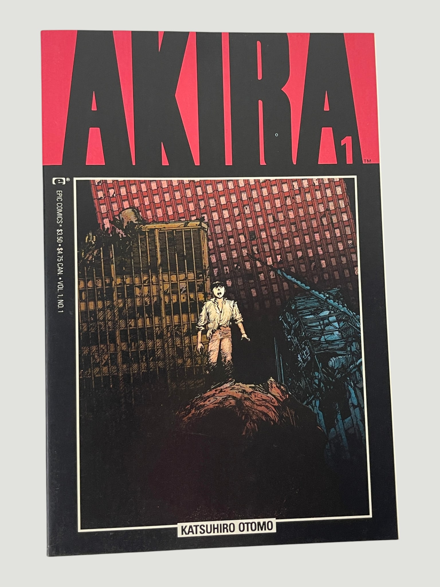AKIRA #1 Vol.1 No.1 Epic Comics 1988 Katsuhiro Otomo First US Edition: Akira Vol. 1, No. 1, published by Epic Comics (Marvel) in 1988, representing the landmark first American edition of Katsuhiro Otomo's groundbreaking cyberpunk manga series. Priced at $3.50 USD / $4.75