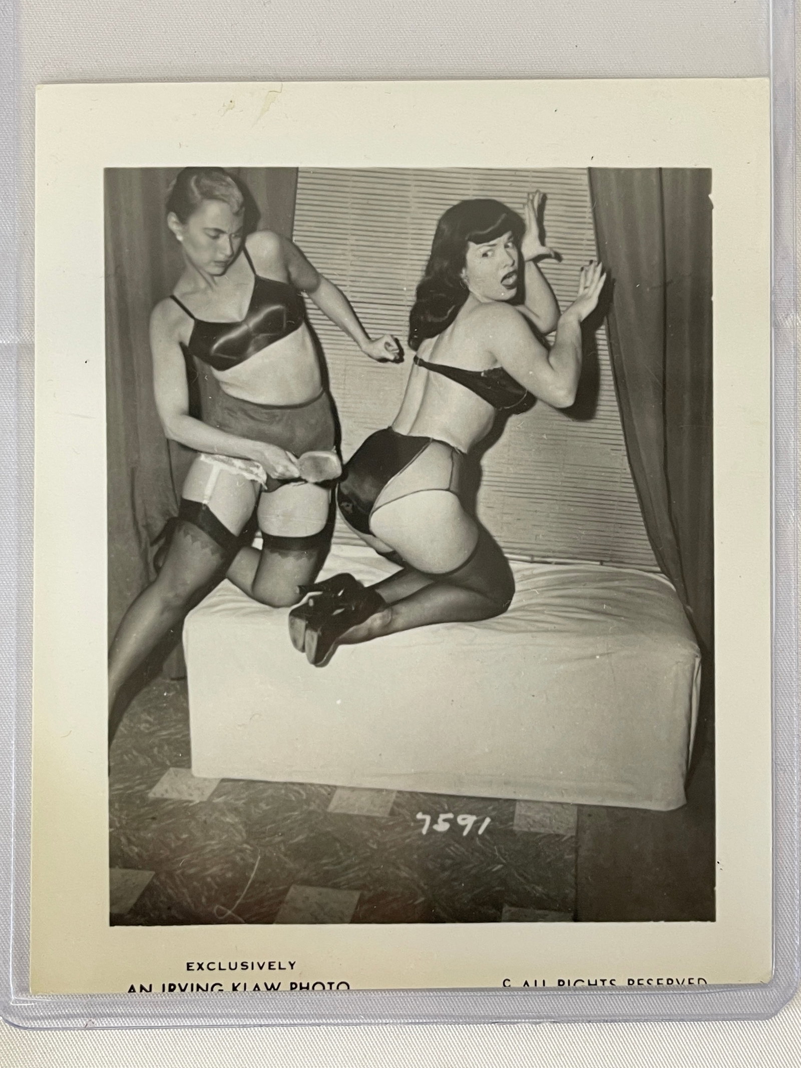Bettie Page Vintage 1950's B&W Original Photograph By Irving Klaw: Bettie Page Vintage 1950's B&W Original Photograph By Irving Klaw
