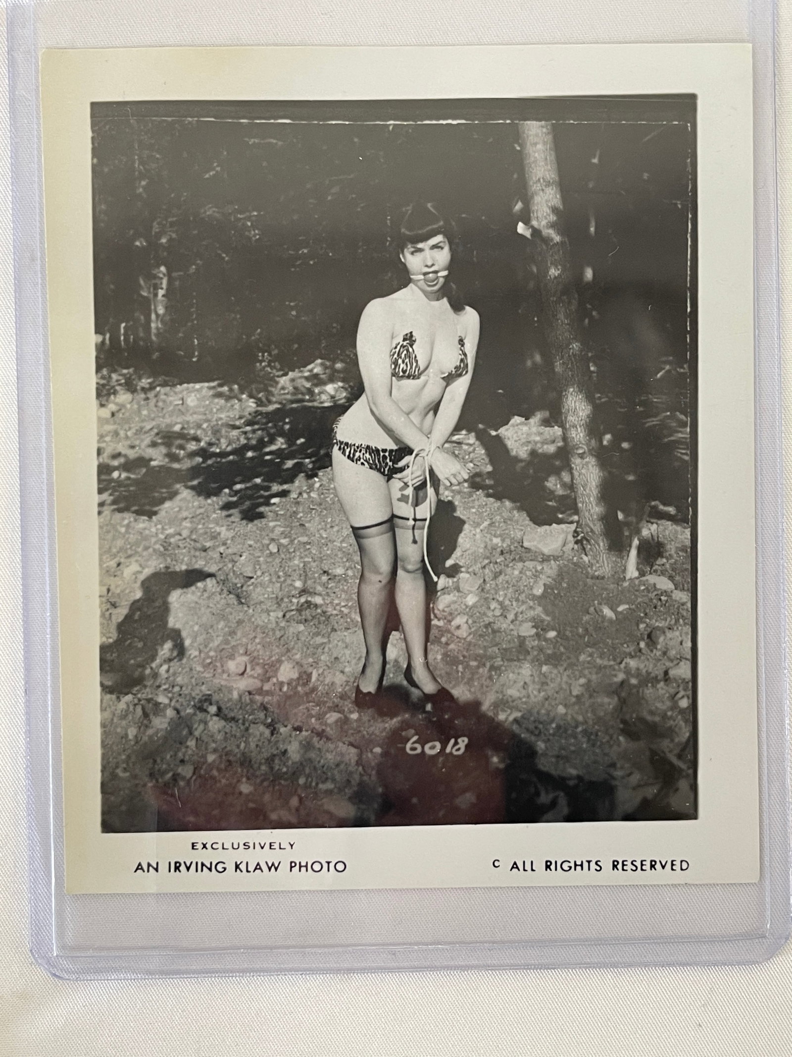 Bettie Page Vintage 1950's B&W Original Photograph By Irving Klaw: Bettie Page Vintage 1950's B&W Original Photograph By Irving Klaw