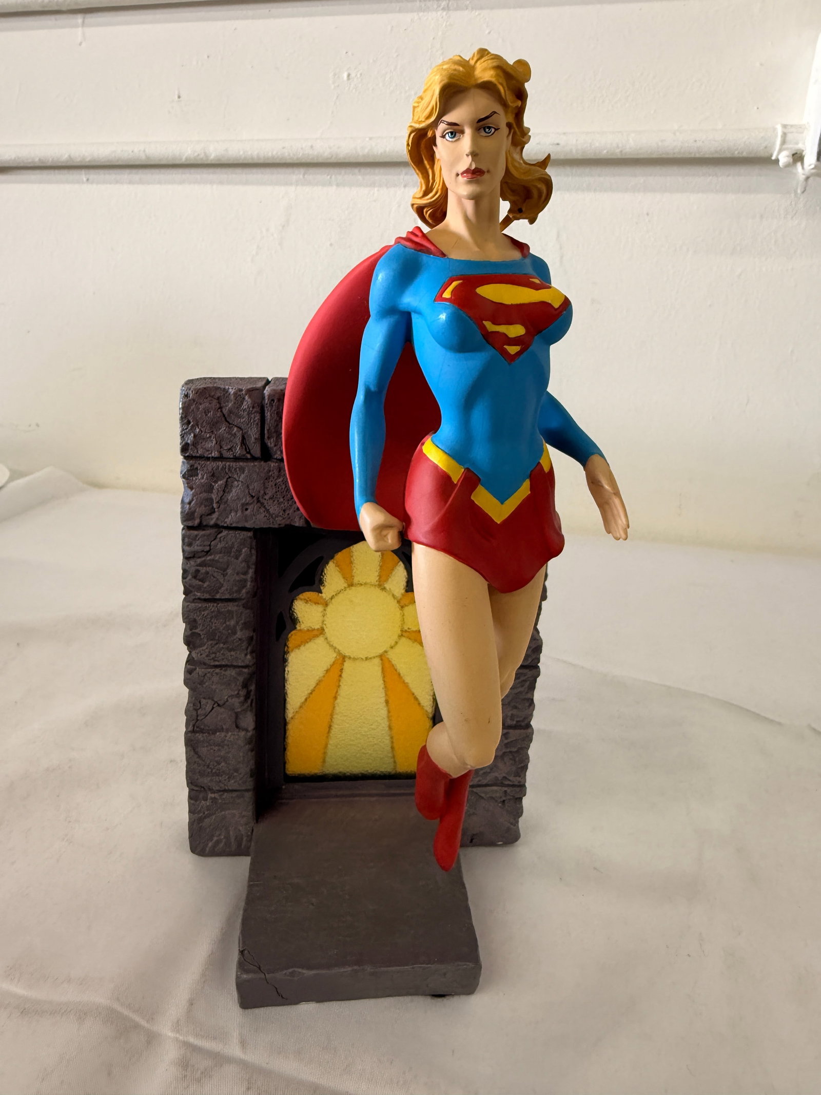 Supergirl DC Comics Large Resin Statue with Stained Glass Wall Base 22" (1 of 4)