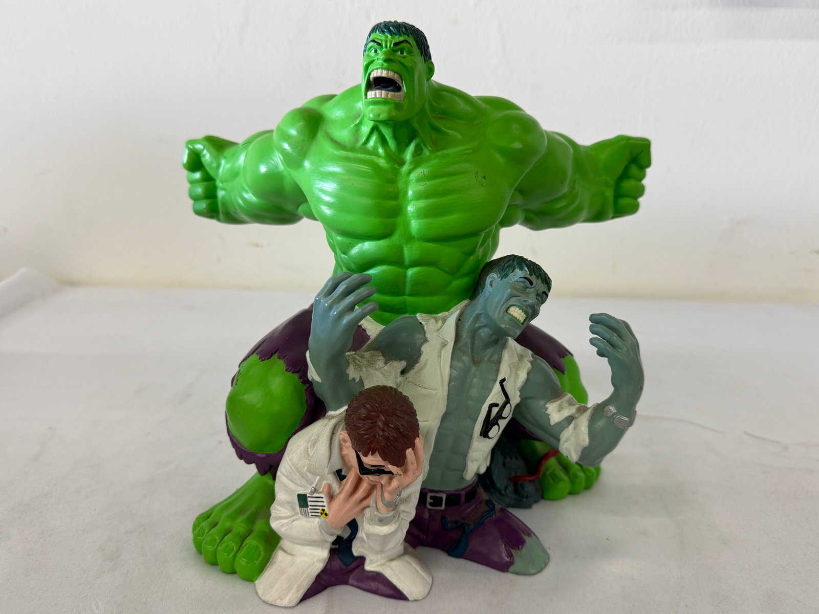Hulk vs Grey Hulk & Bruce Banner Marvel Resin Sculpture Applause 537/1500 1997 (1 of 5)
