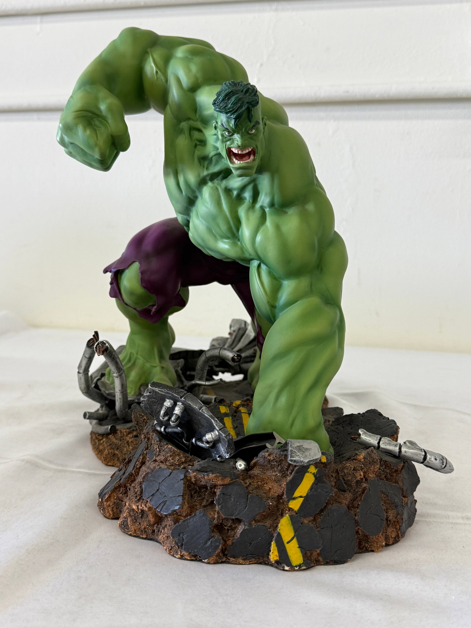 Hulk Marvel Diamond Select Toys Resin Statue 2003 Licensed 12" Figure (1 of 6)