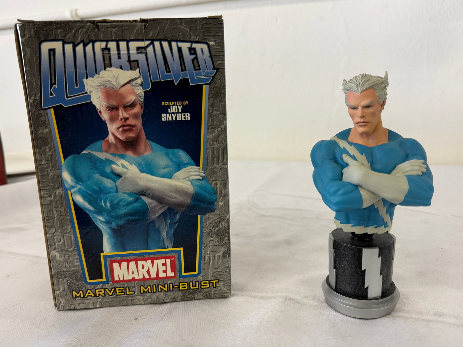 Quicksilver Marvel Mini-Bust Bowen Designs Blue #2585/3000 Limited Edition (1 of 7)
