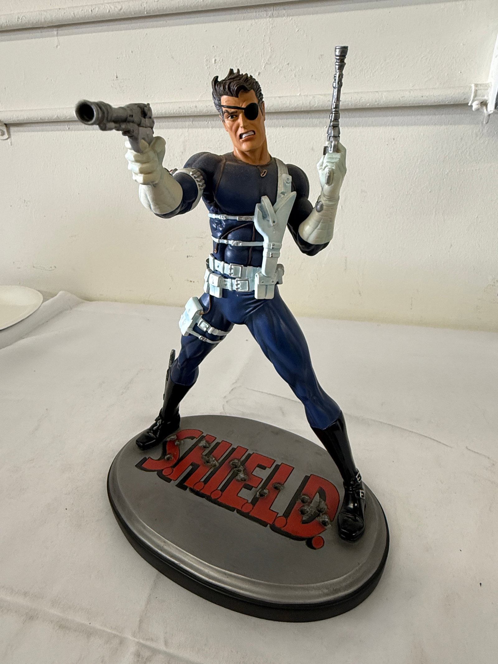 Nick Fury S.H.I.E.L.D. Marvel Diamond Select Toys Limited Edition Statue 427/2500 (1 of 5)
