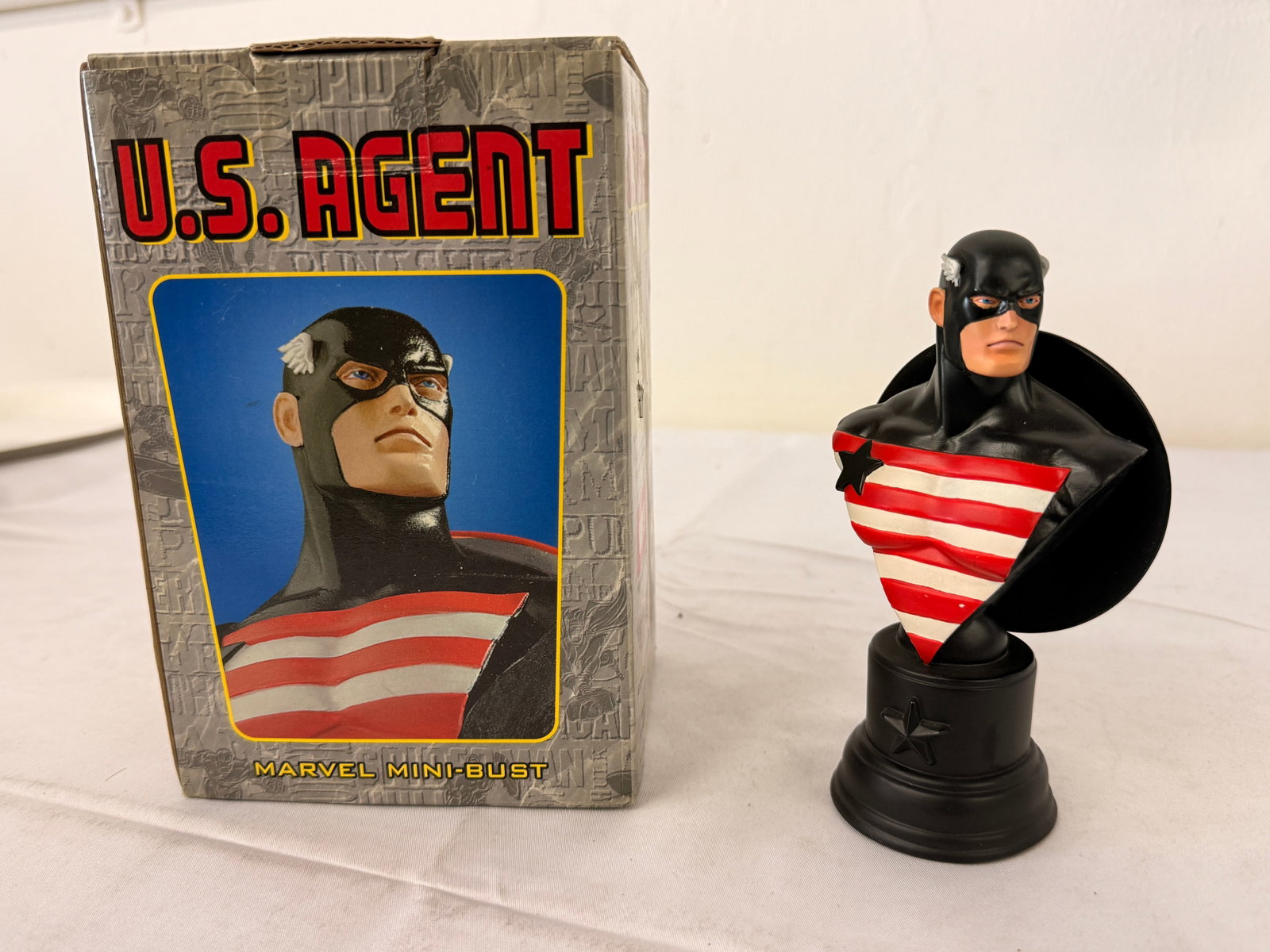 U.S. Agent Marvel Mini-Bust Bowen Designs Limited Edition #3747/5000 2001 (1 of 6)