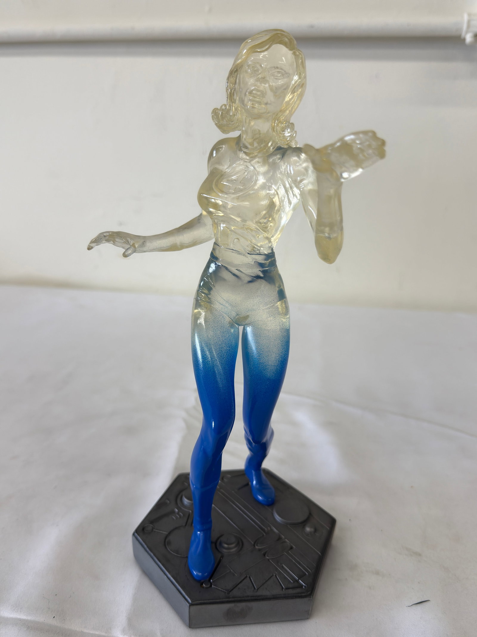Invisible Woman Marvel Fantastic Four Bowen Designs Statue #498/3000 (2000) (1 of 5)