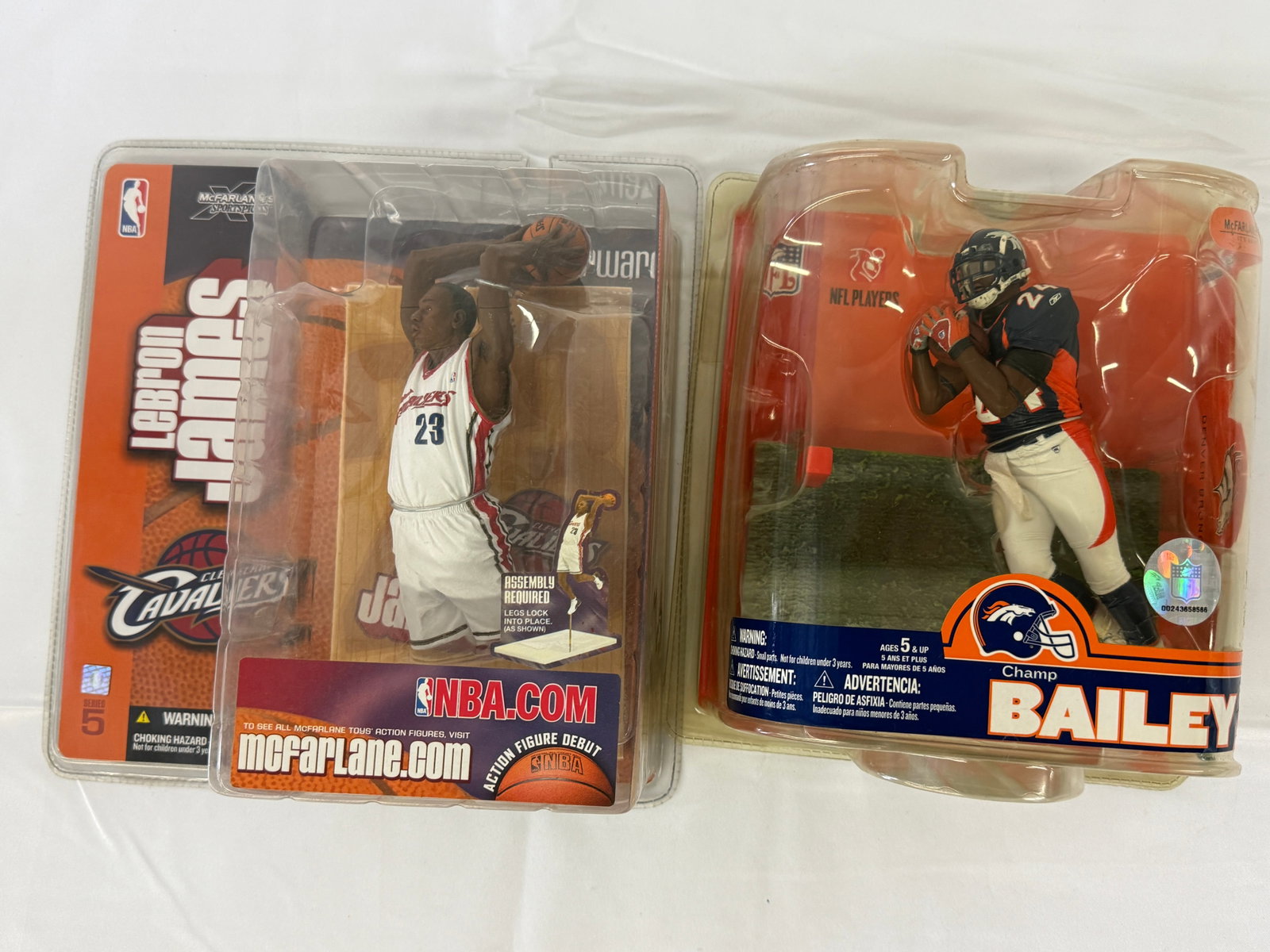 McFarlane Toys NFL and NBA Sports Action Figures Sealed in Box Lot (1 of 2)