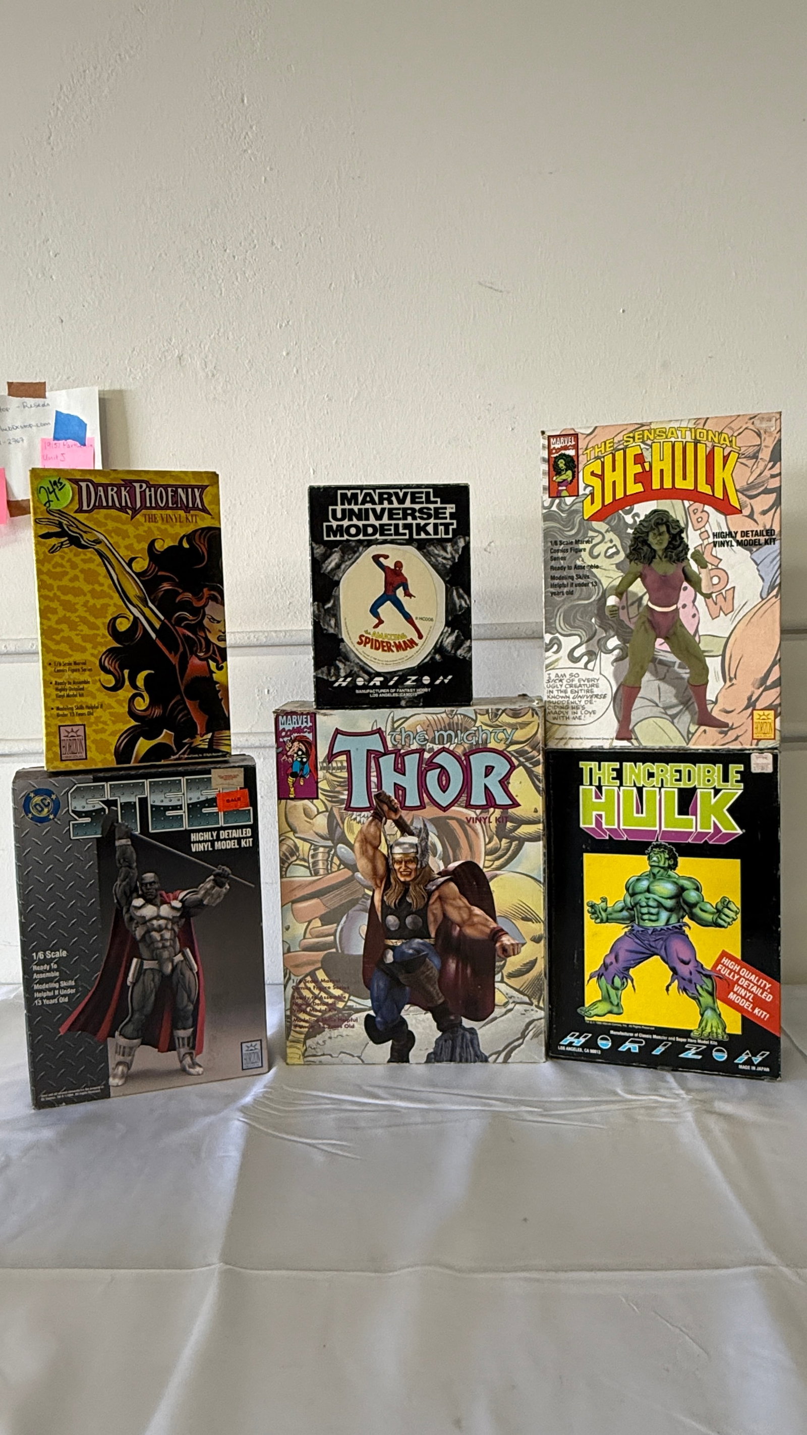 Marvel & DC Vinyl Model Kit Collection Lot (1 of 2)