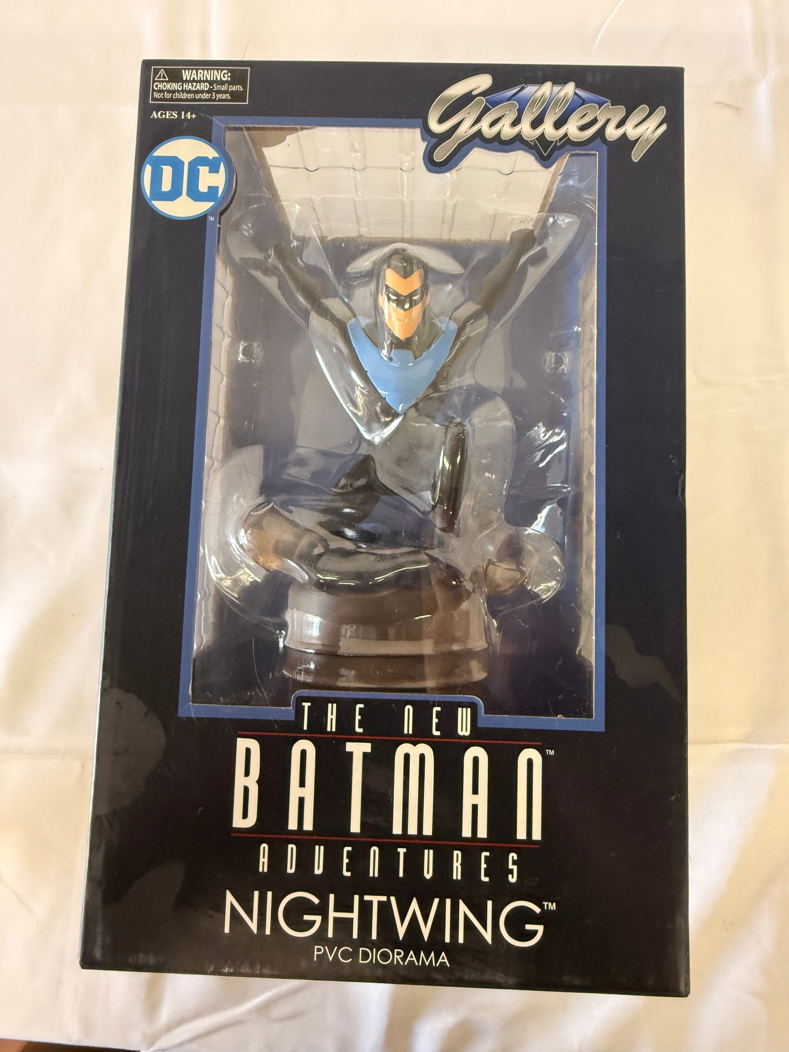 DC Comics Gallery PVC Diorama Figure Sealed in Box (1 of 3)