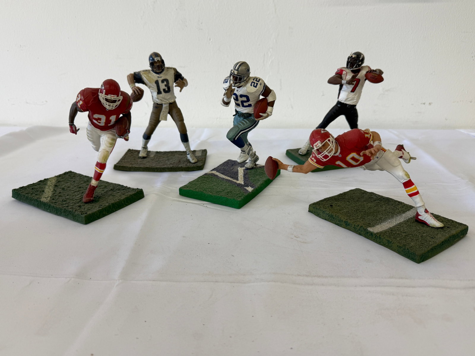 McFarlane NFL Football Action Figure Collection Lot of 5: McFarlane NFL Football Action Figure Collection Lot of 5