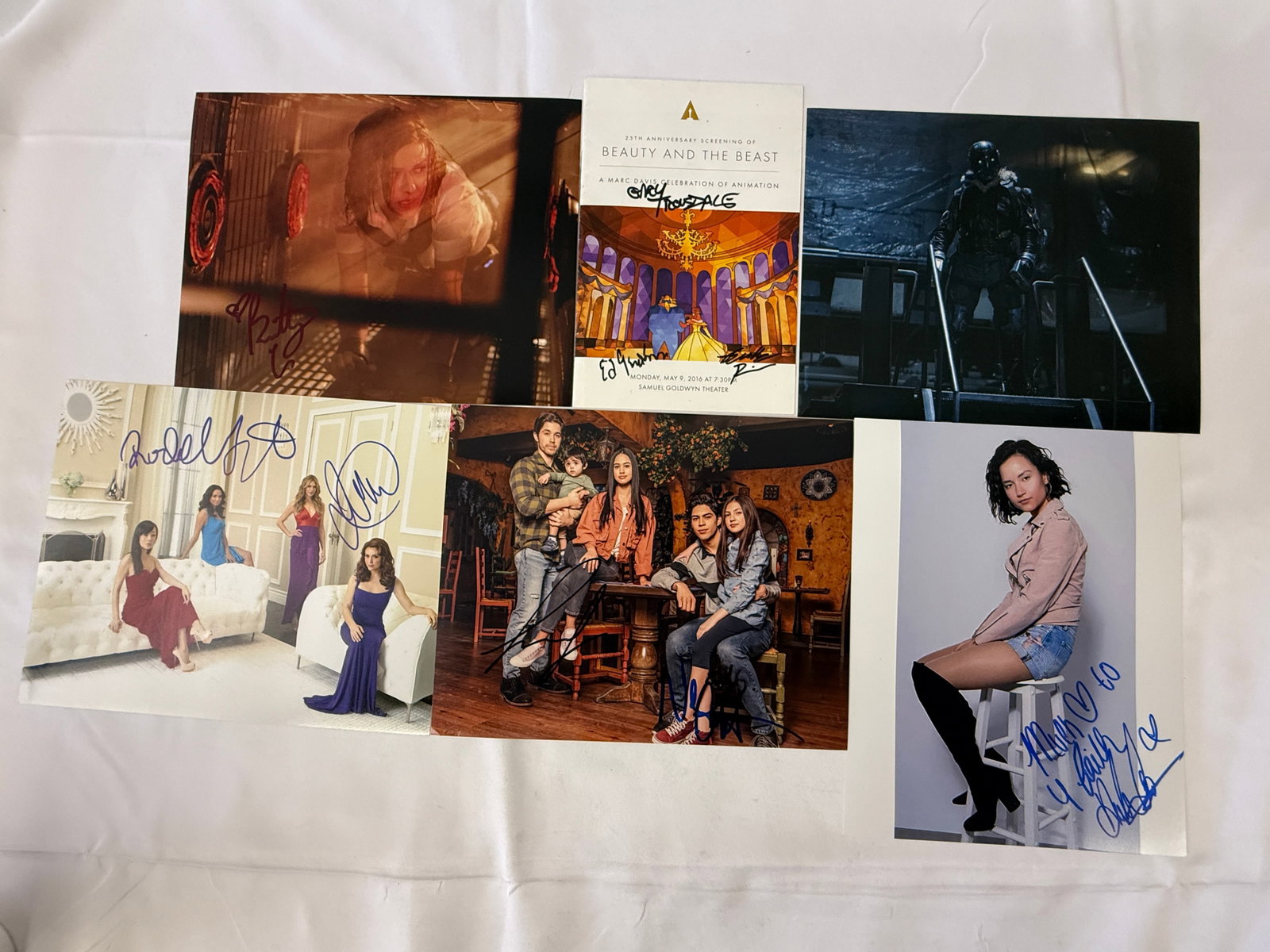 Vintage Hollywood Celebrity Signed Photo Collection Lot: Vintage Hollywood Celebrity Signed Photo Collection Lot