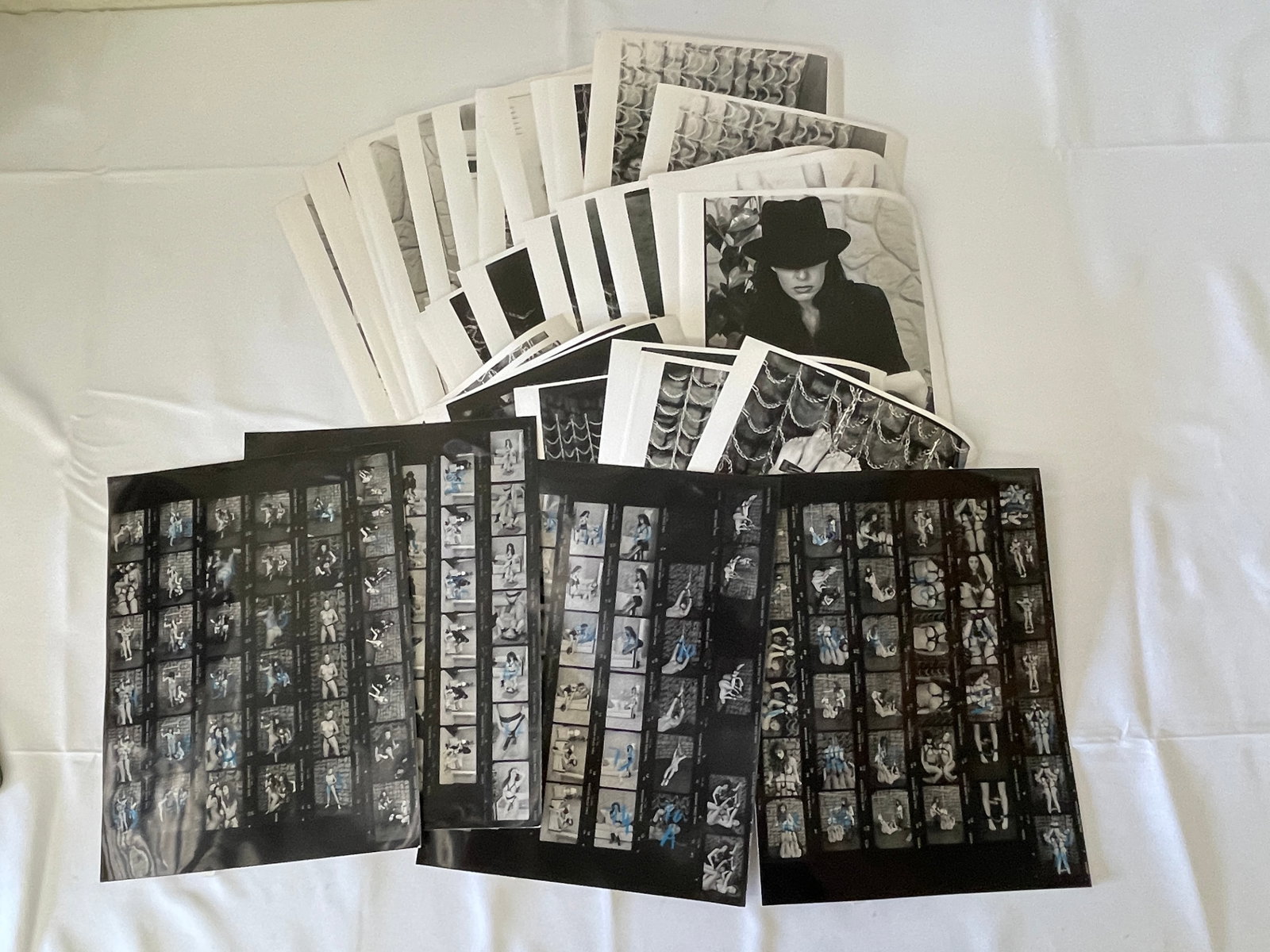 Vintage Pin Up Risque Model Erotic Photo Archive Collection B&W (1 of 2)