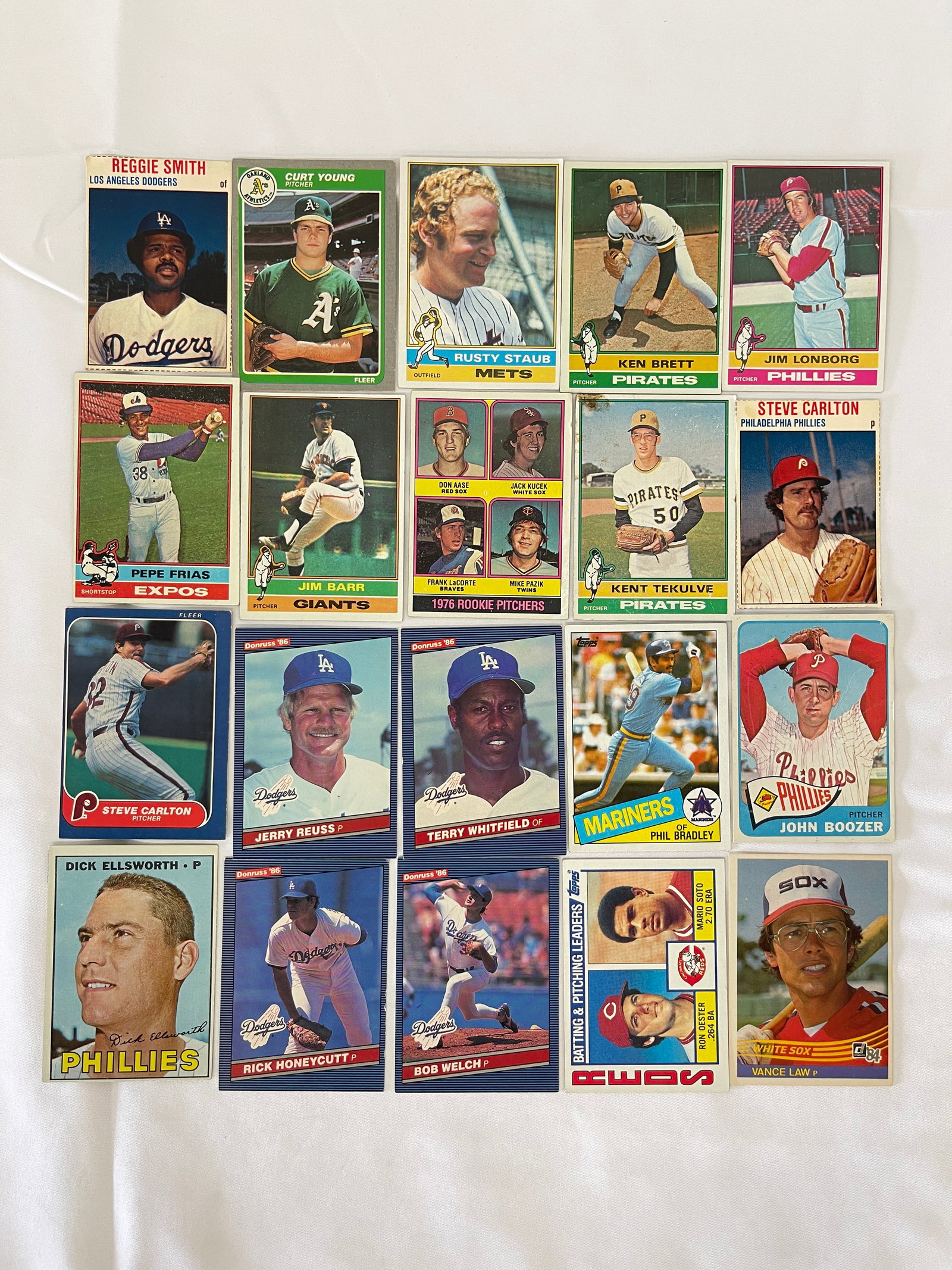 Vintage MLB Baseball Cards Lot x20 Topps Fleer Donruss Carlton Staub 1970s-80s: Vintage MLB Baseball Cards Lot x20 Topps Fleer Donruss Carlton Staub 1970s-80s