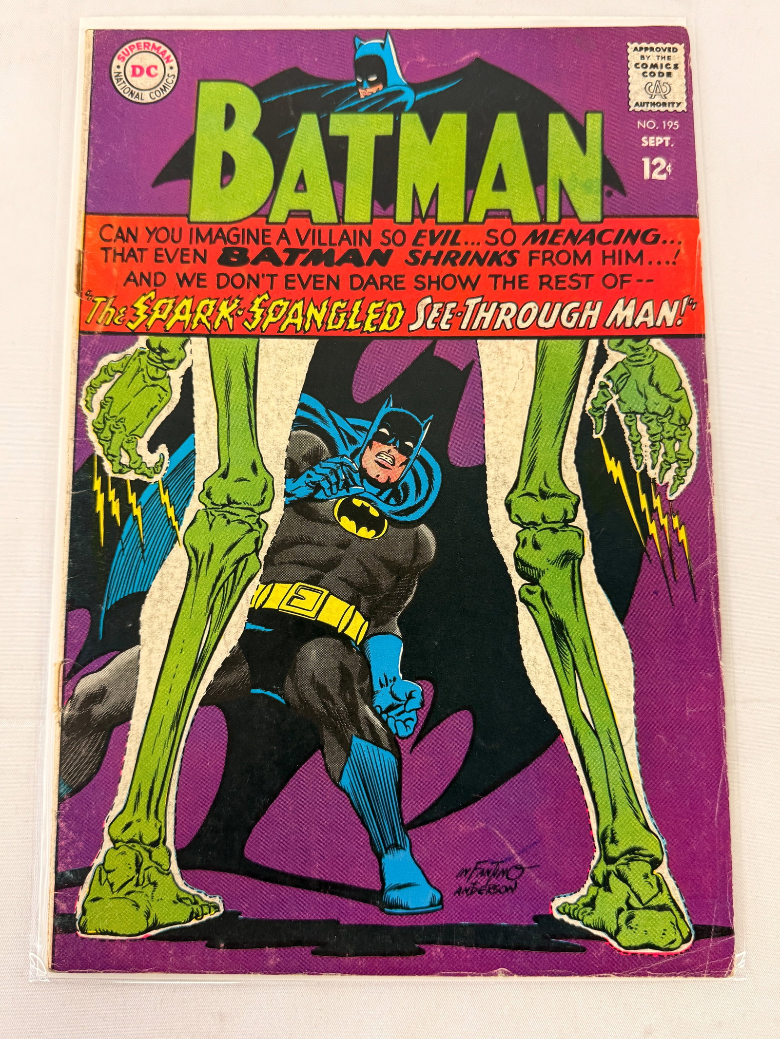 Batman DC Comics Silver Age Comic Book No. 195 Sept 1967 See-Through Man (1 of 2)