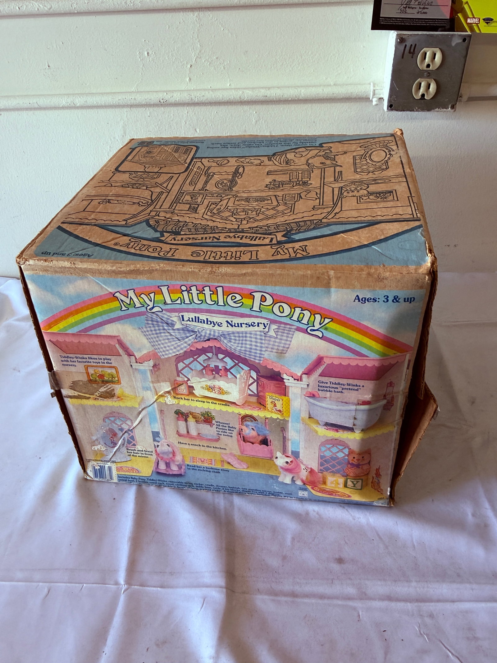 My Little Pony G1 Lullabye Nursery Playset Hasbro Vintage 1980s in Original Box (1 of 2)