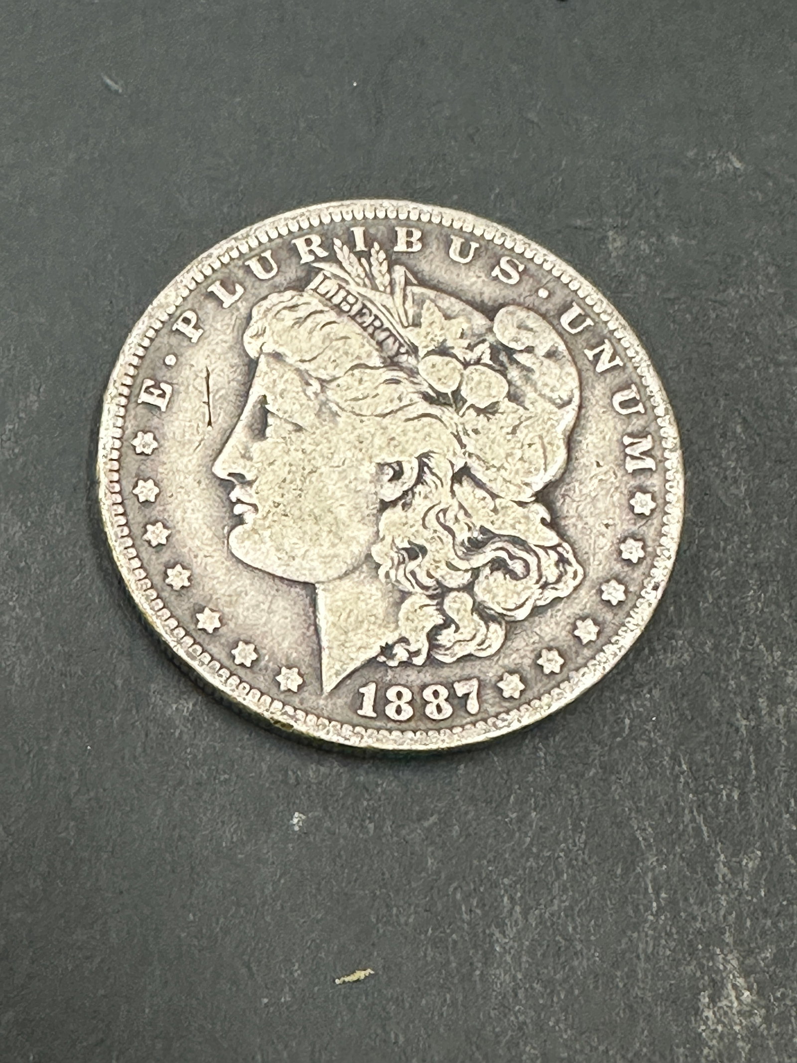 MORGAN SILVER DOLLAR 1887 O COIN: MORGAN SILVER DOLLAR 1887 O COIN