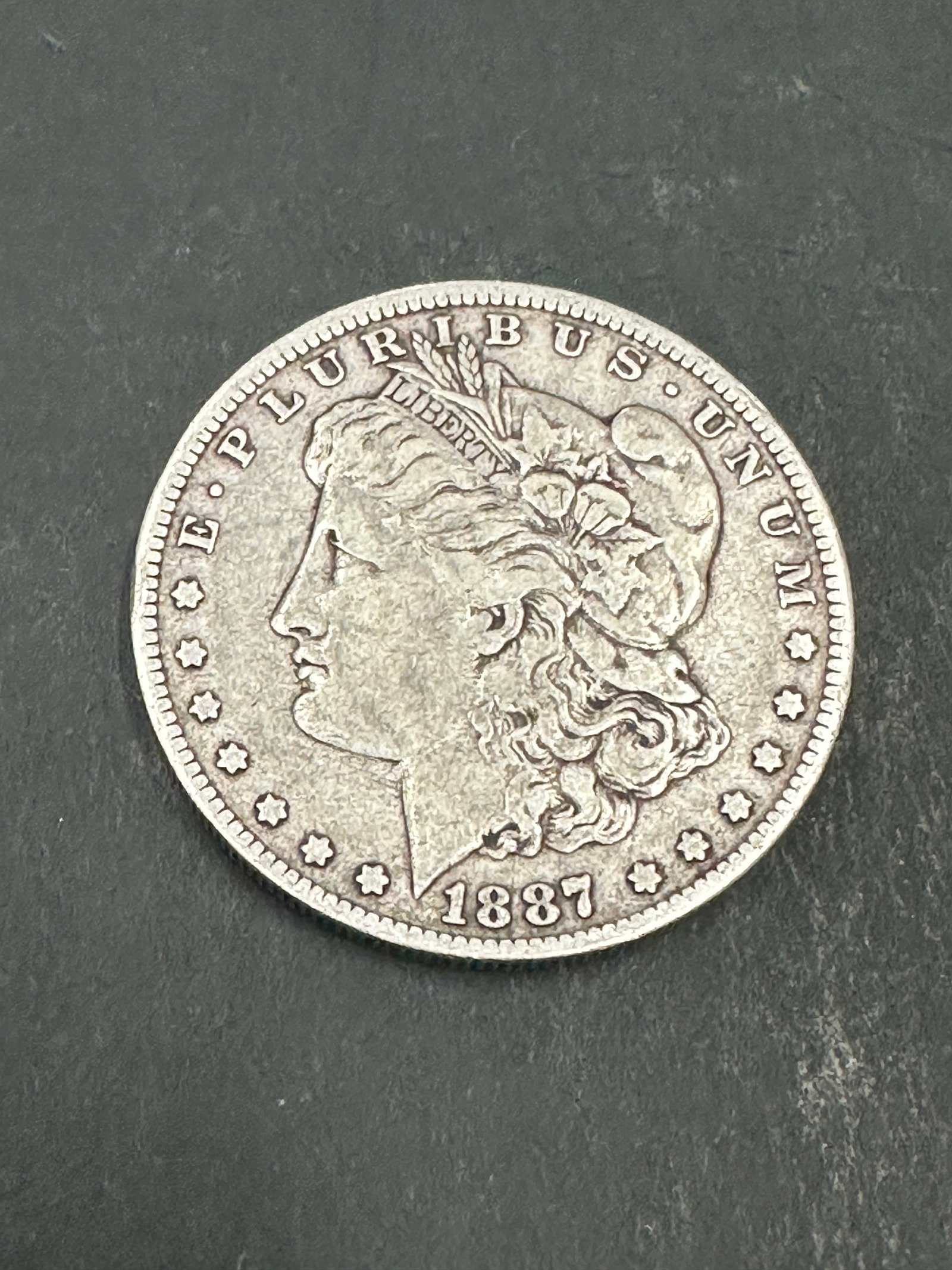 MORGAN SILVER DOLLAR 1887 O COIN: MORGAN SILVER DOLLAR 1887 O COIN