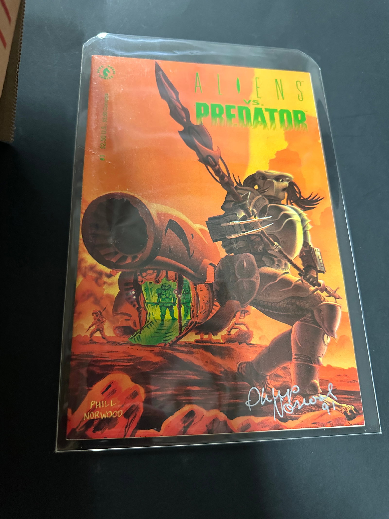 Aliens vs. Predator #1 Dark Horse Comic Signed Phill Norwood 1990 (1 of 1)