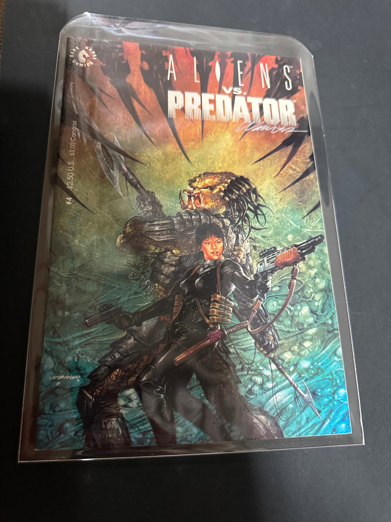 Aliens vs. Predator #4 Dark Horse Comics Signed Comic Book in Bag (1 of 2)