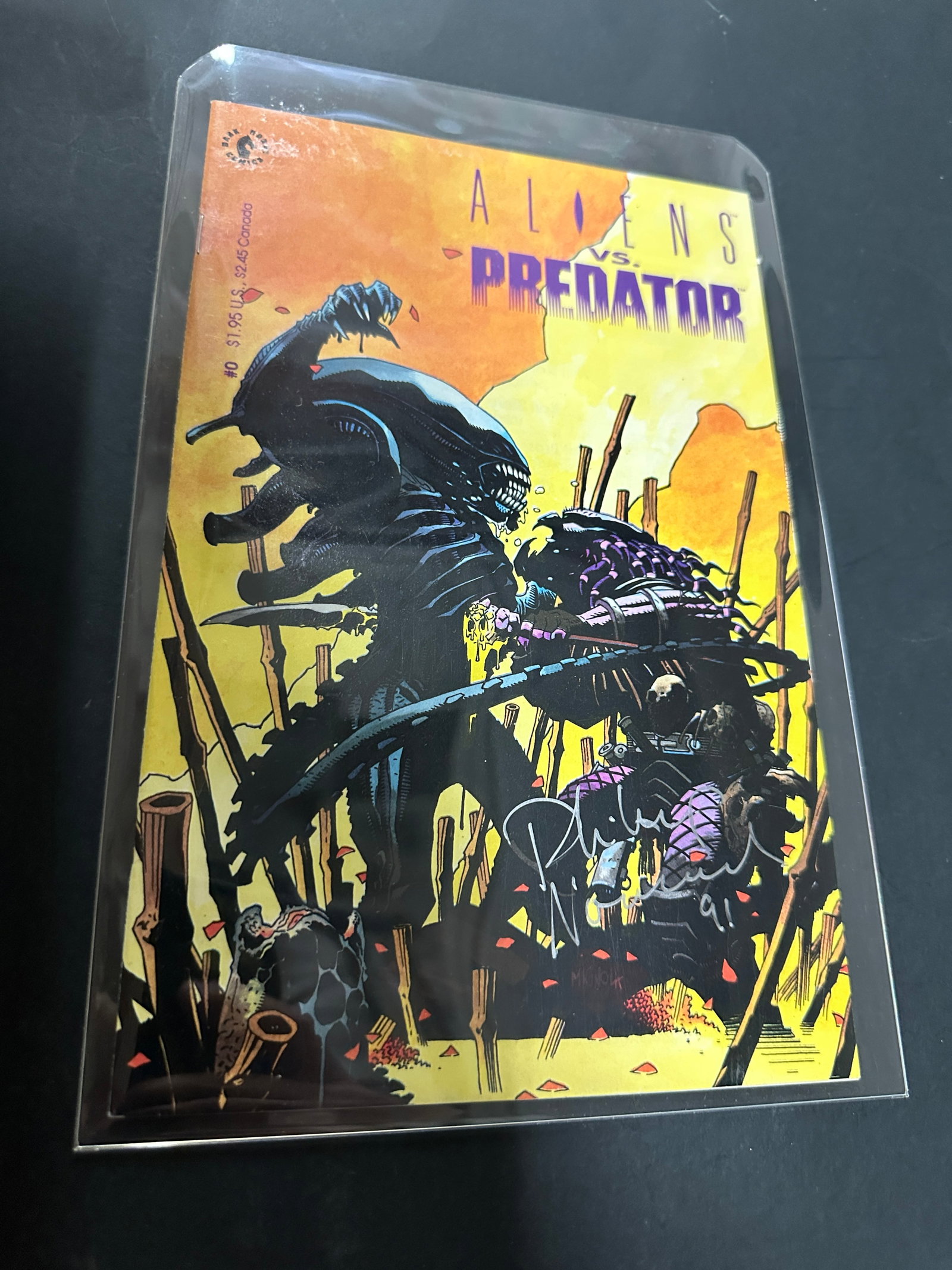 Aliens vs Predator Dark Horse Comics #0 Signed 1991 Bagged (1 of 2)