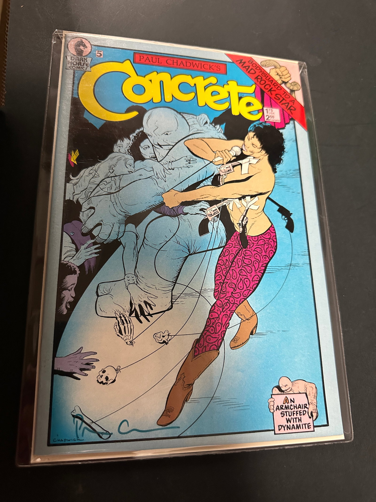 Concrete #5 Dark Horse Comics Paul Chadwick Signed Cover Comic Book (1 of 2)