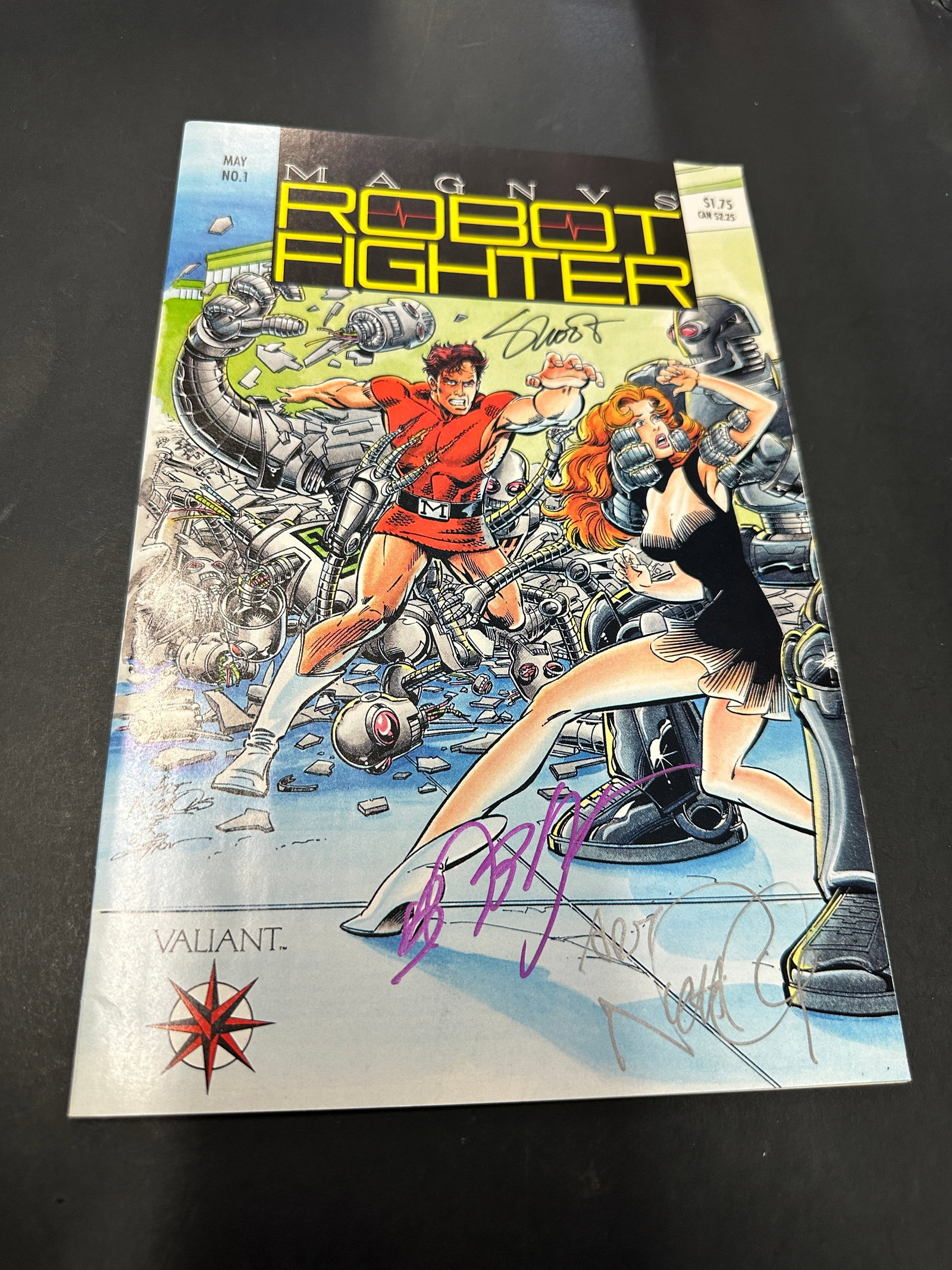Magnus Robot Fighter #1 Valiant Comics 1991 Multi-Signed First Issue (1 of 5)