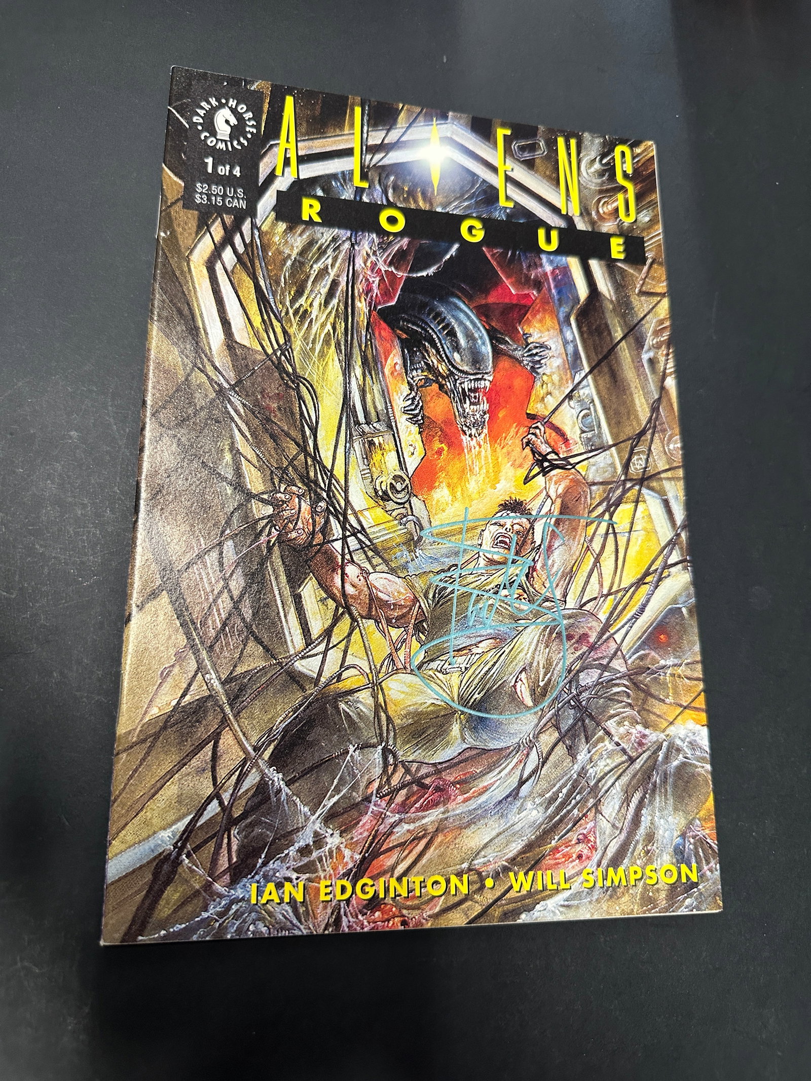 Aliens Rogue #1 Dark Horse Comics Signed Issue 1993 Ian Edginton Will Simpson (1 of 3)