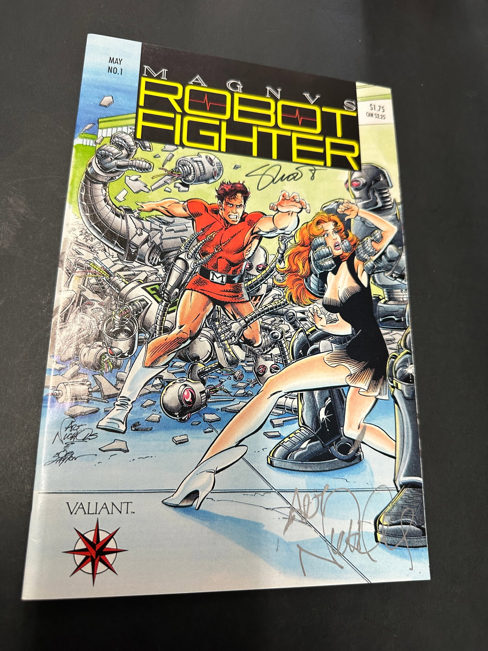 Magnus Robot Fighter #1 Valiant Comics 1991 Signed Multi-Signature Cover (1 of 4)