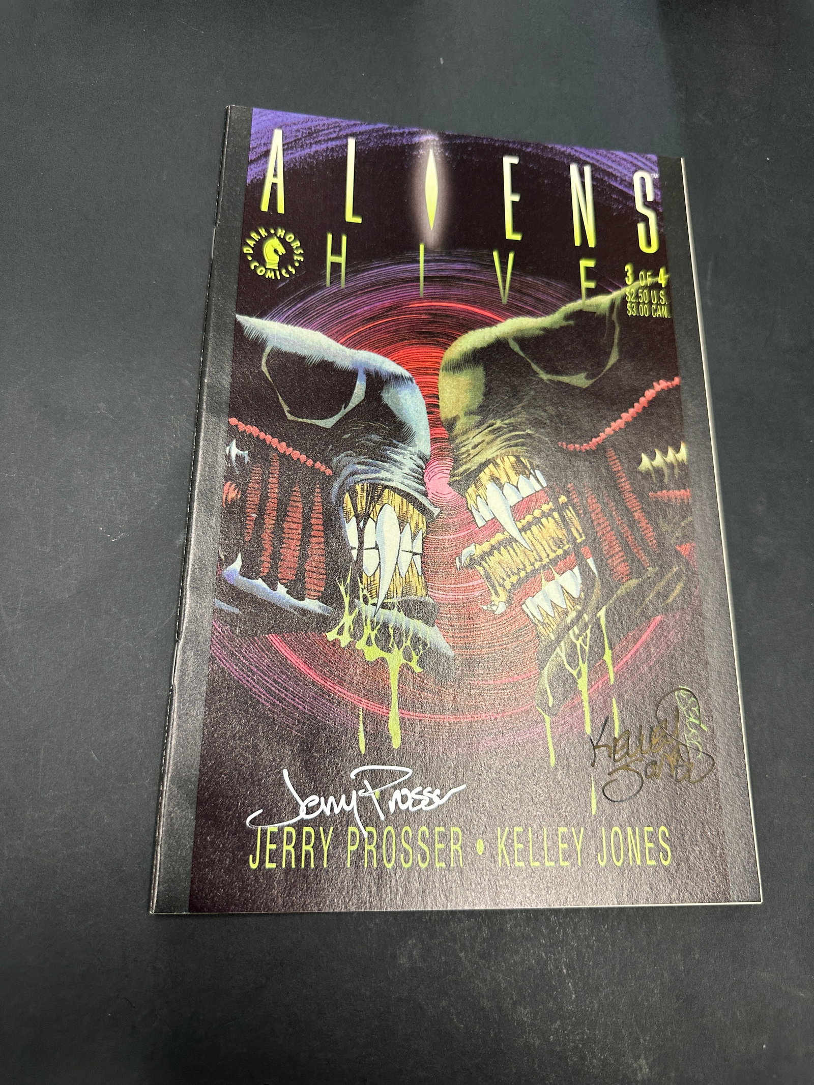 Aliens Hive #3 of 4 Dark Horse Comics Signed Jerry Prosser & Kelley Jones (1 of 4)