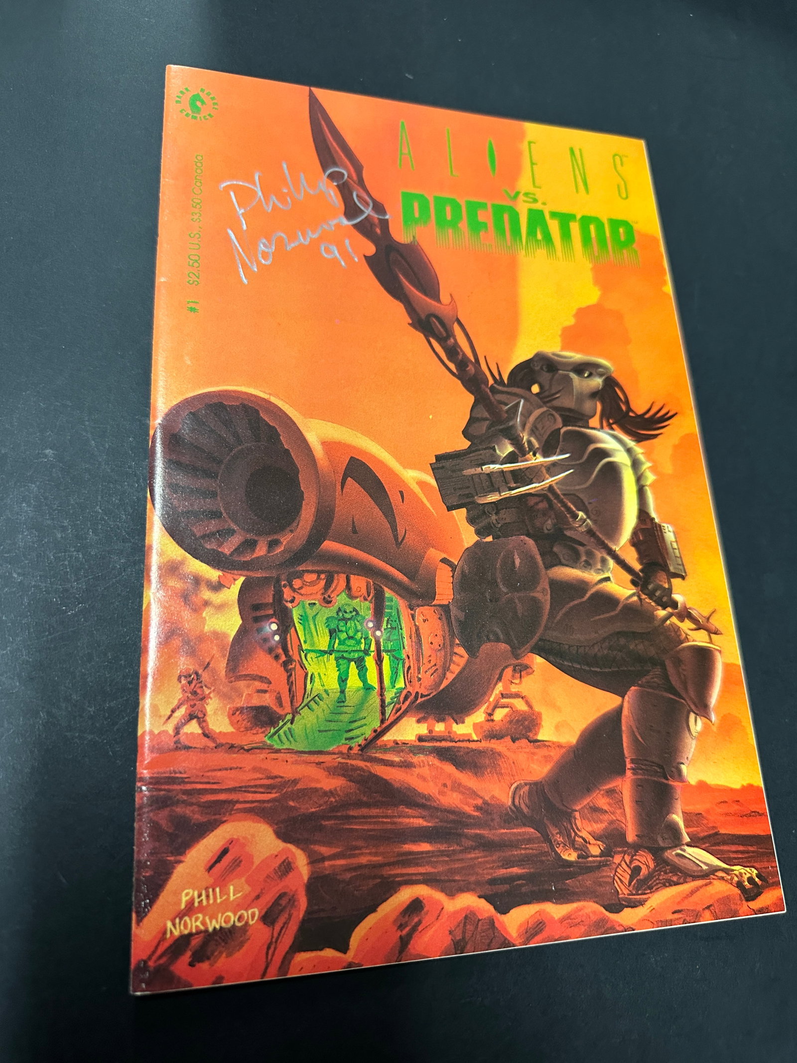 Aliens vs Predator #1 Dark Horse Comics 1990 Signed Phil Norwood Penciller: Aliens vs Predator #1 Dark Horse Comics 1990 Signed Phil Norwood Penciller
