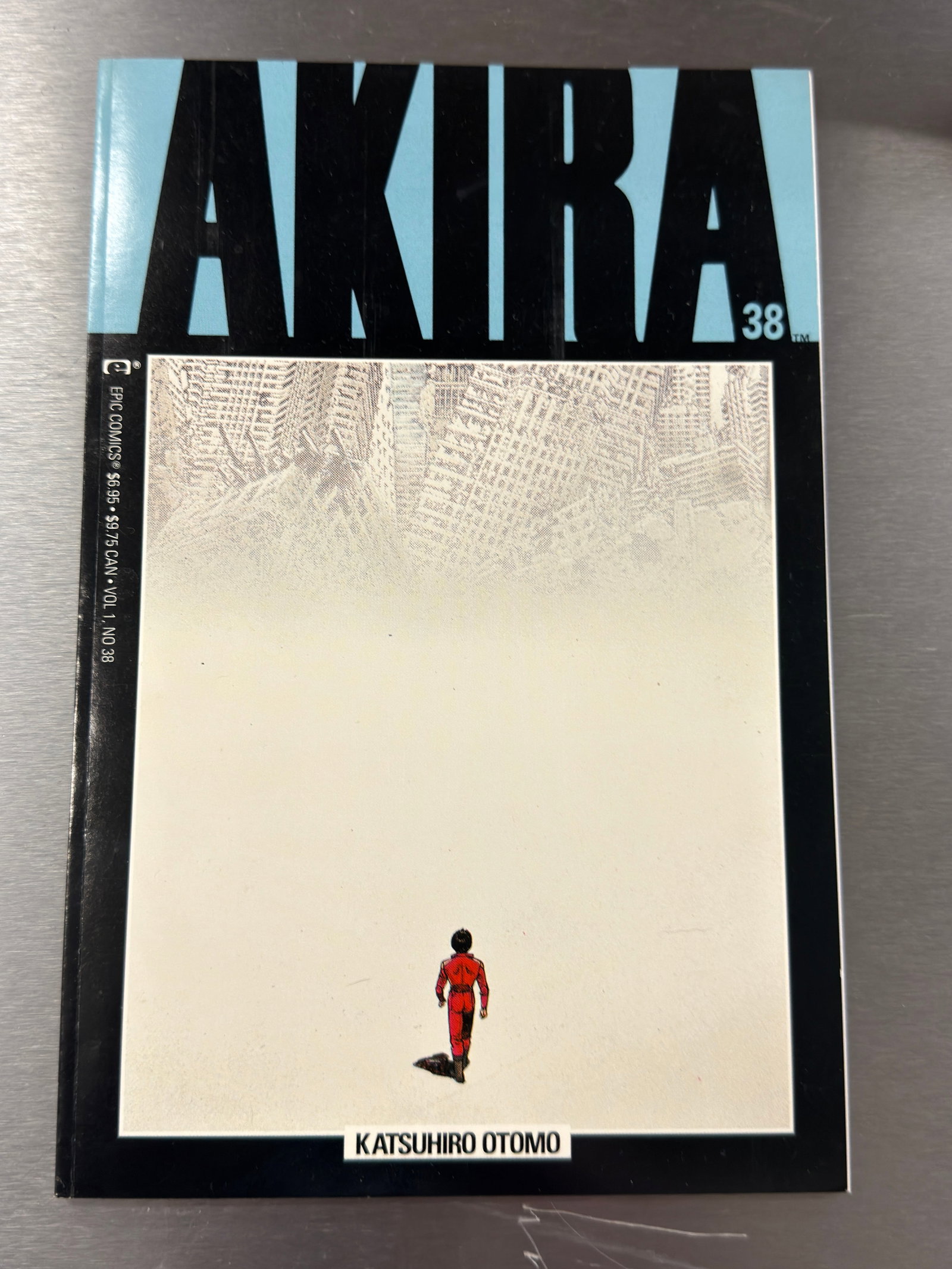 Akira #38 Final Chapter Epic Comics Signed Katsuhiro Otomo 1993 Comic Book: Akira #38 Final Chapter Epic Comics Signed Katsuhiro Otomo 1993 Comic Book