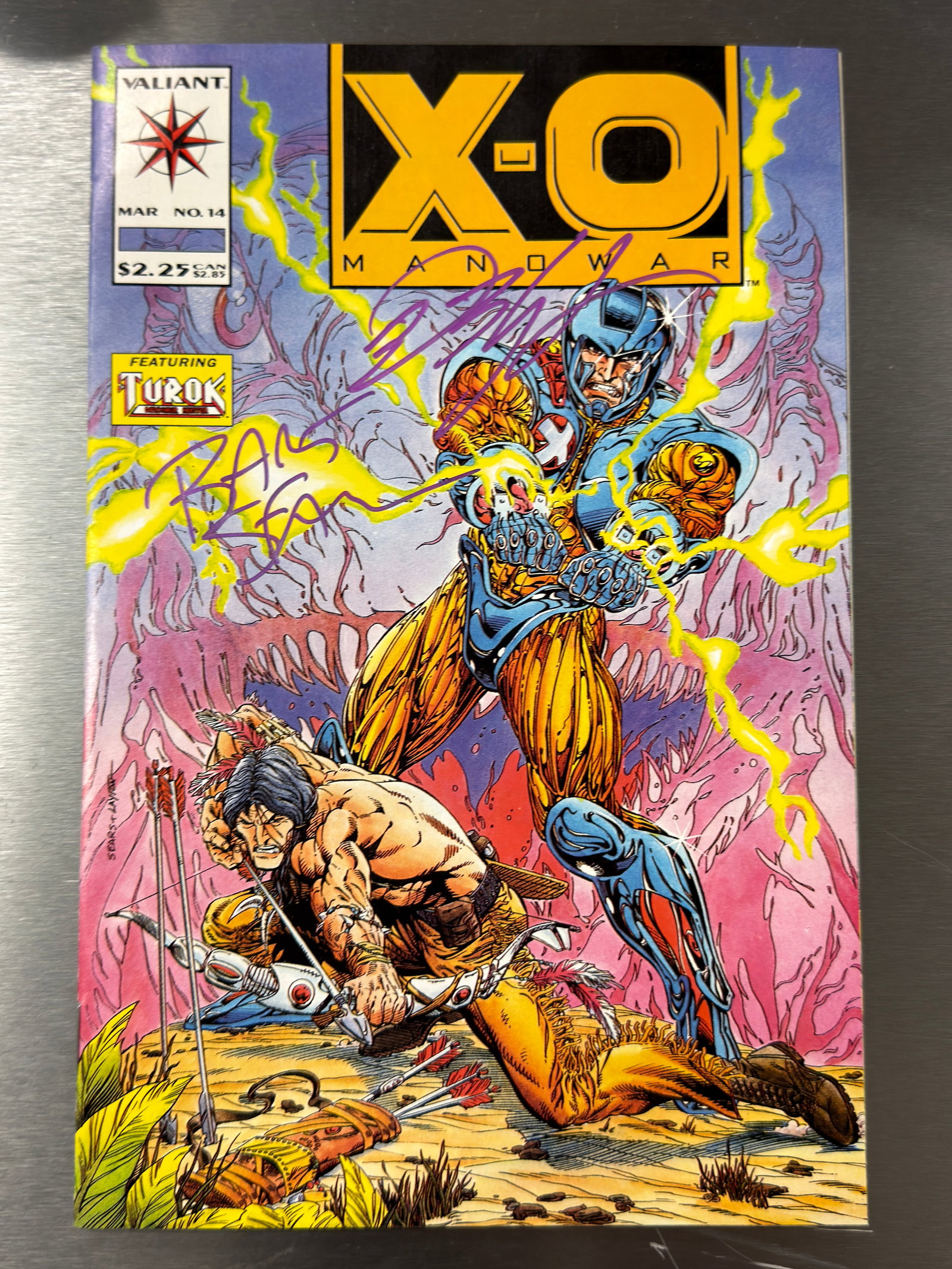 X-O Manowar #14 Valiant Comics Signed Featuring Turok Dinosaur Hunter: X-O Manowar #14 Valiant Comics Signed Featuring Turok Dinosaur Hunter