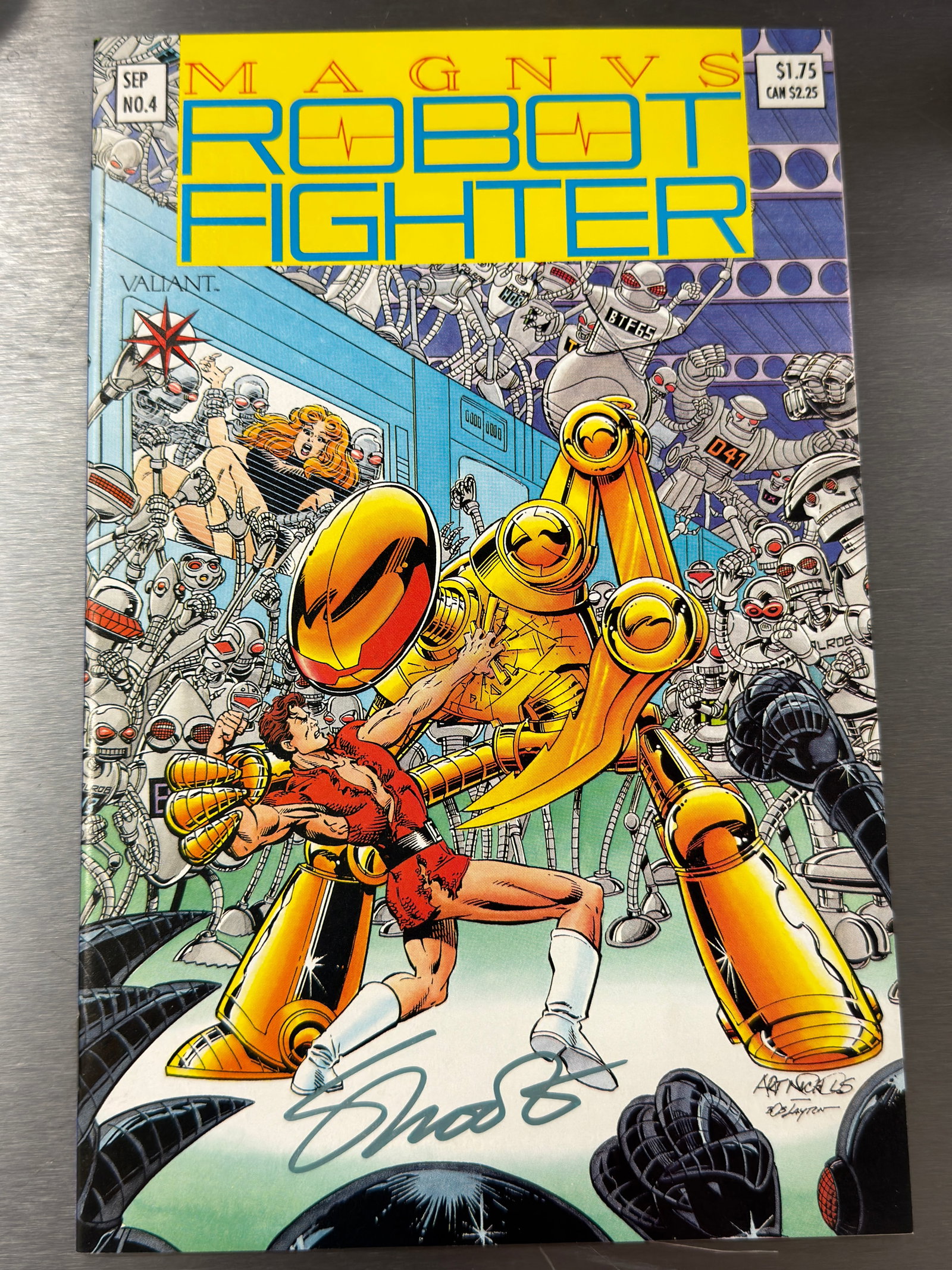 Magnus Robot Fighter Valiant Comics #4 Sep 1991 Signed Comic Book: Magnus Robot Fighter Valiant Comics #4 Sep 1991 Signed Comic Book